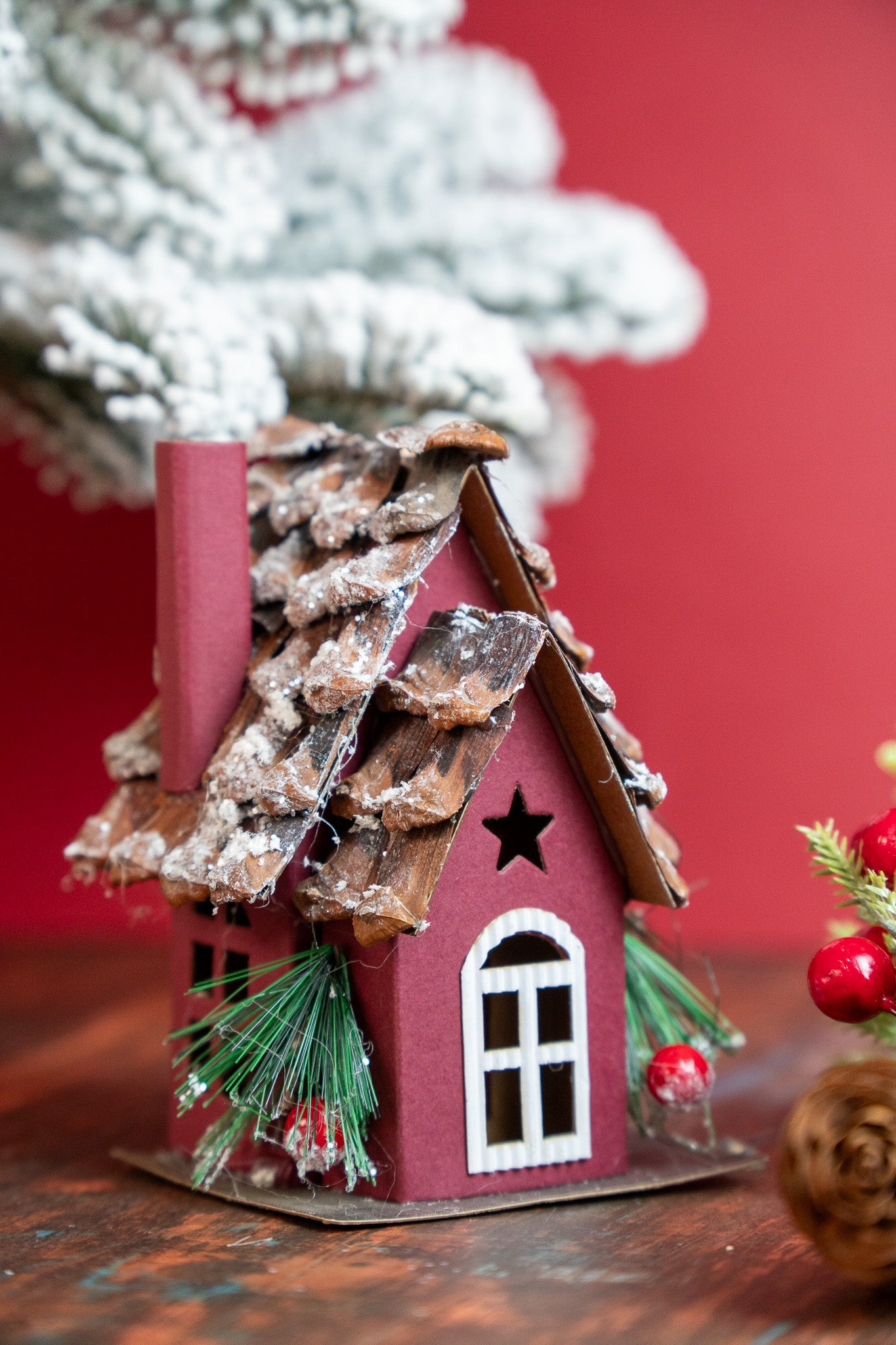 Mini Rustic Christmas House Décor