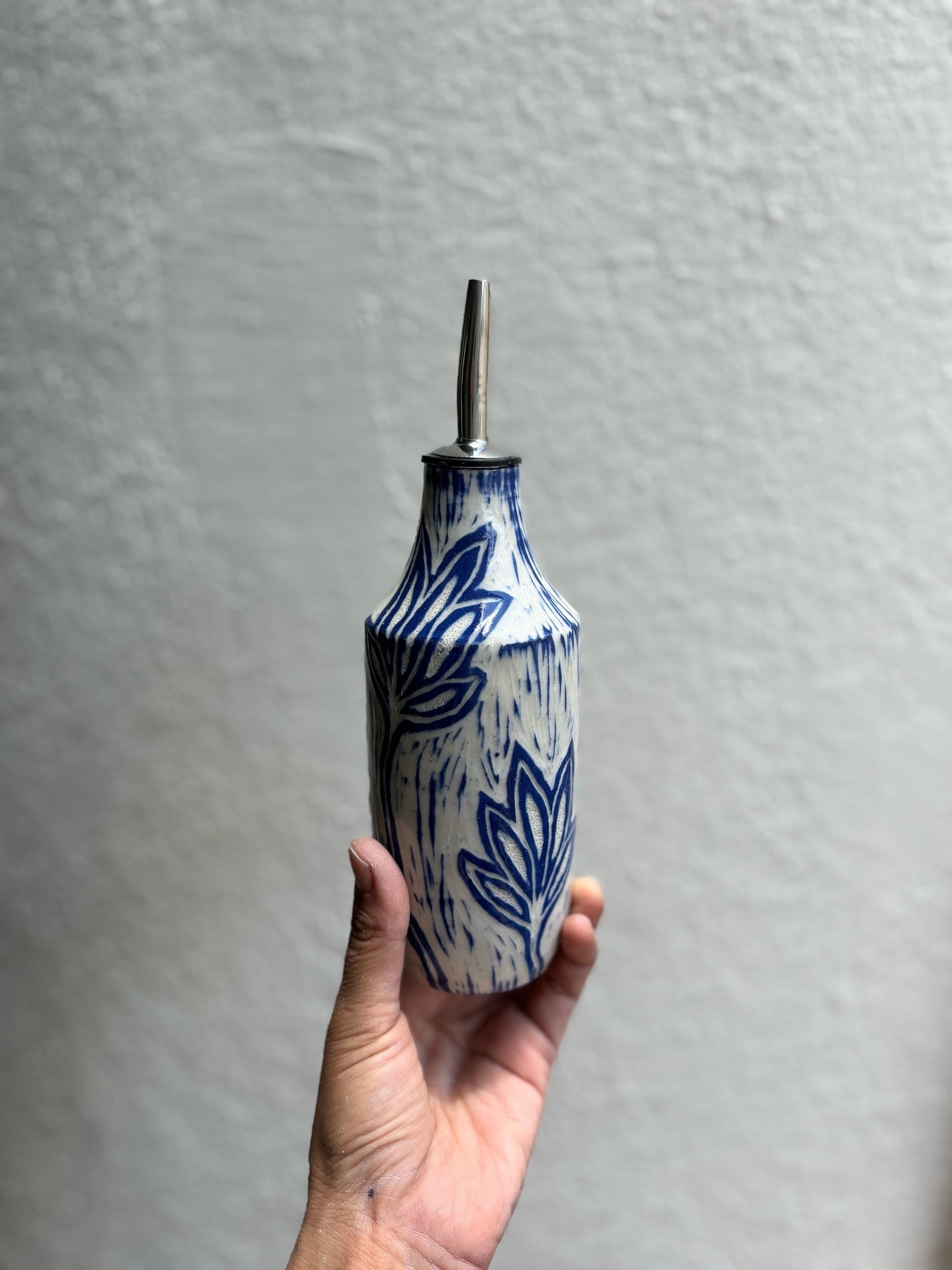 Engraved Bloom - Oil Bottle