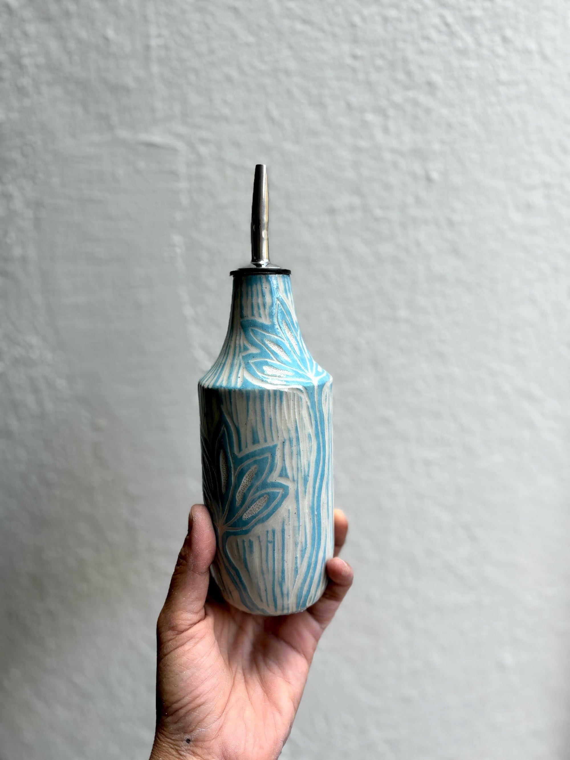 Engraved Bloom - Oil Bottle