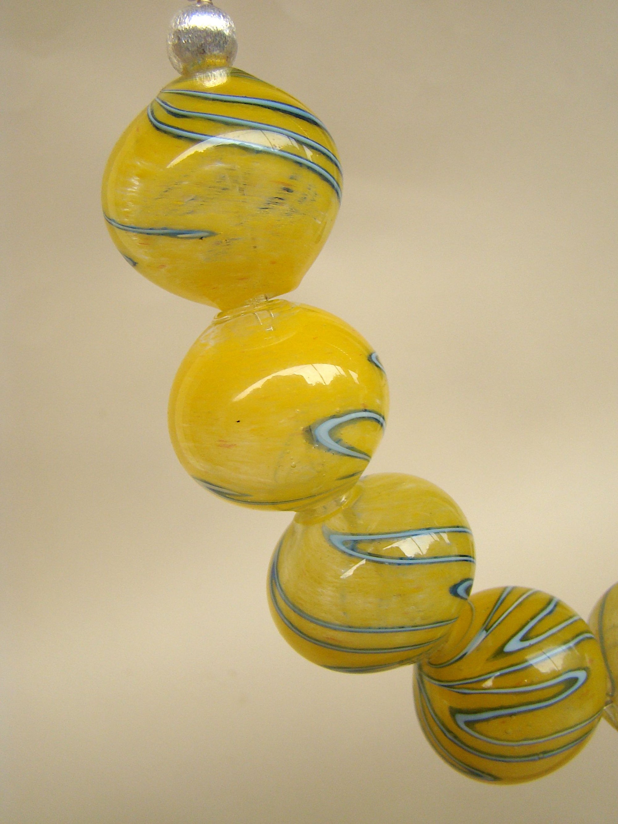 Eternal Heartstring - Necklace yellow