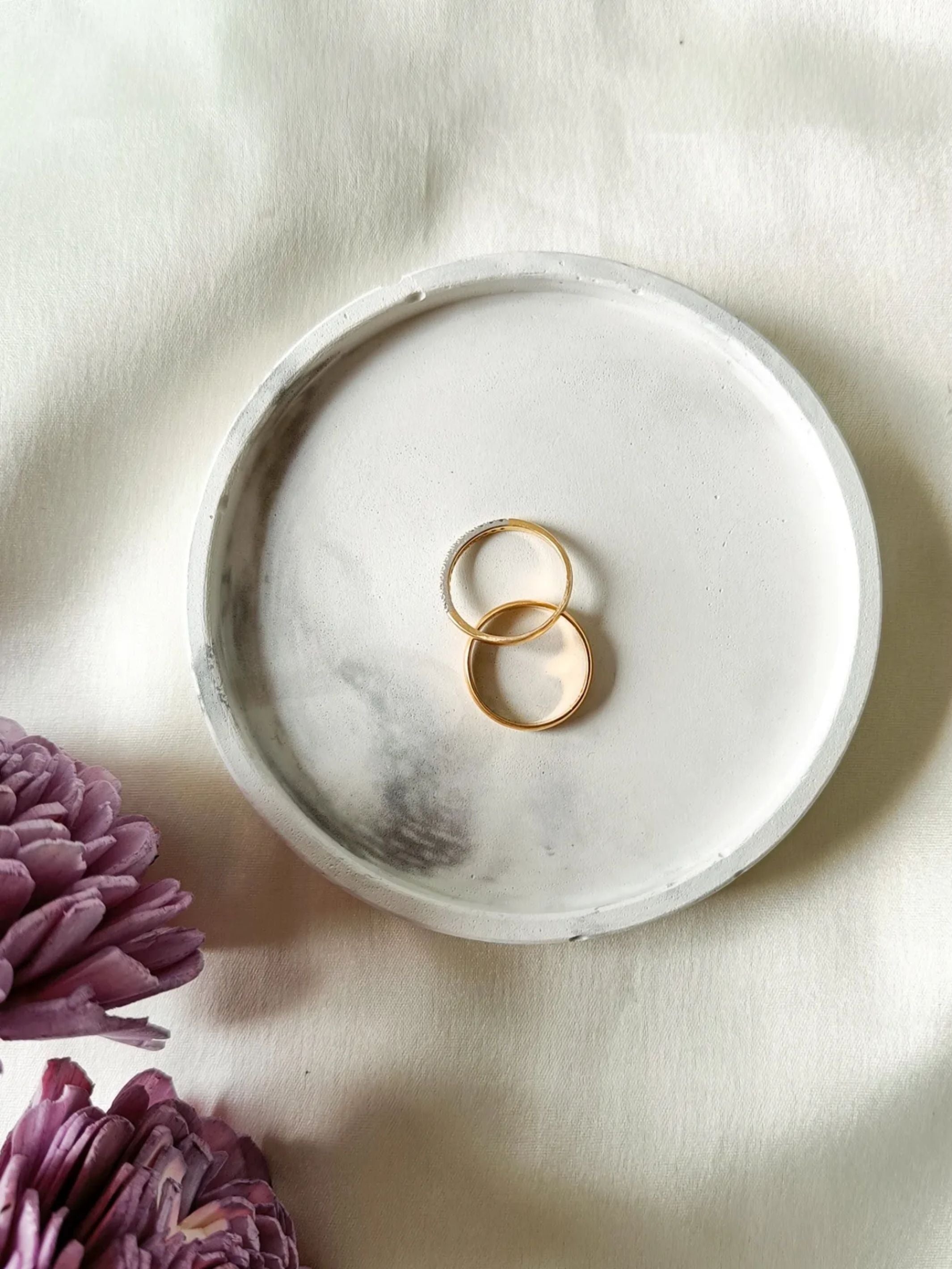 Round Concrete Coaster - Grey Marbled