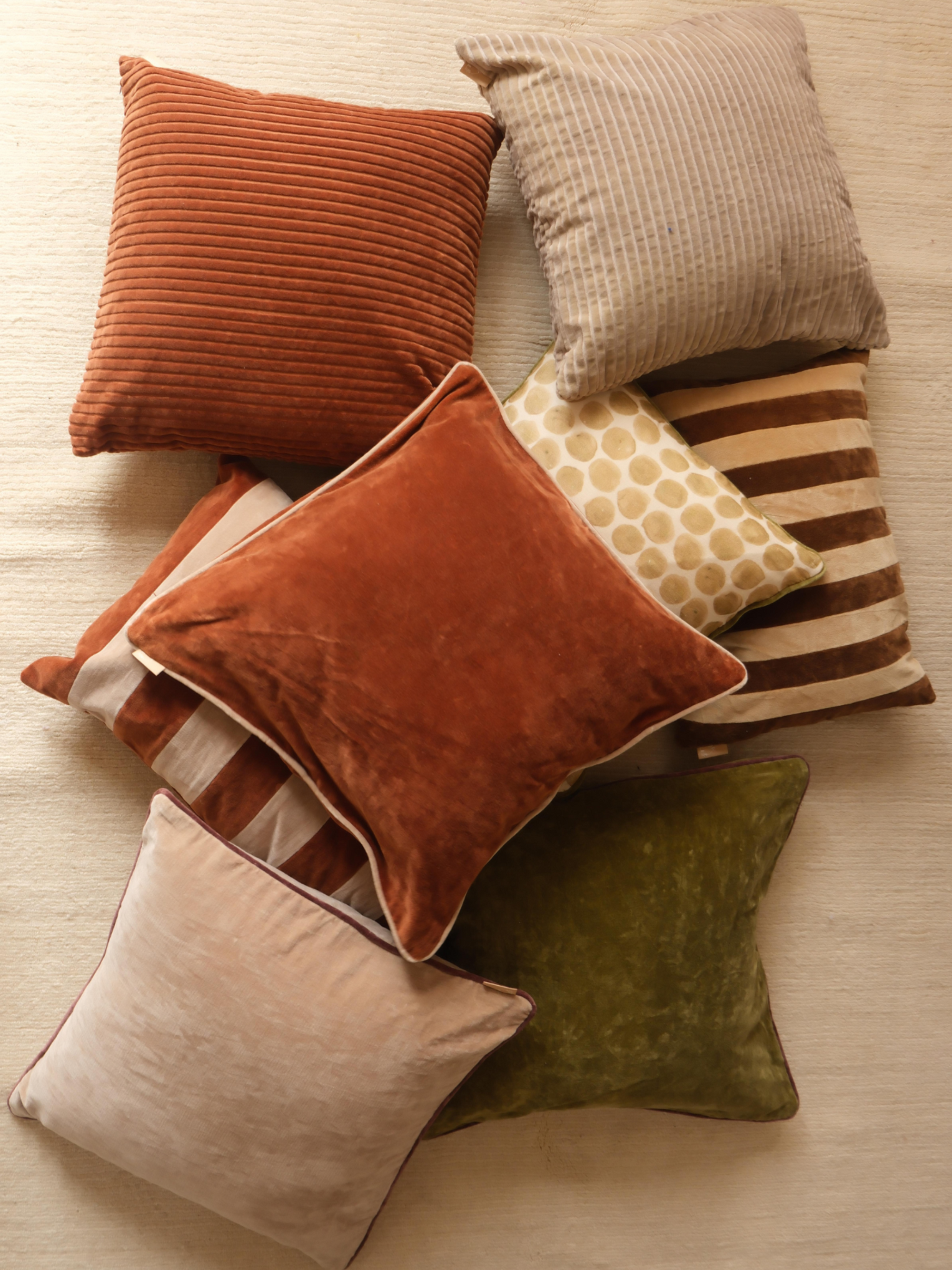 Glow Sandstone Velvet Cushion Cover