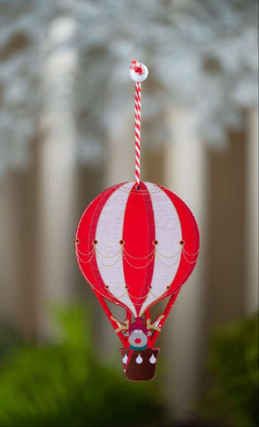 Hot Air Balloon Hanging Ornament with Reindeer_CC64