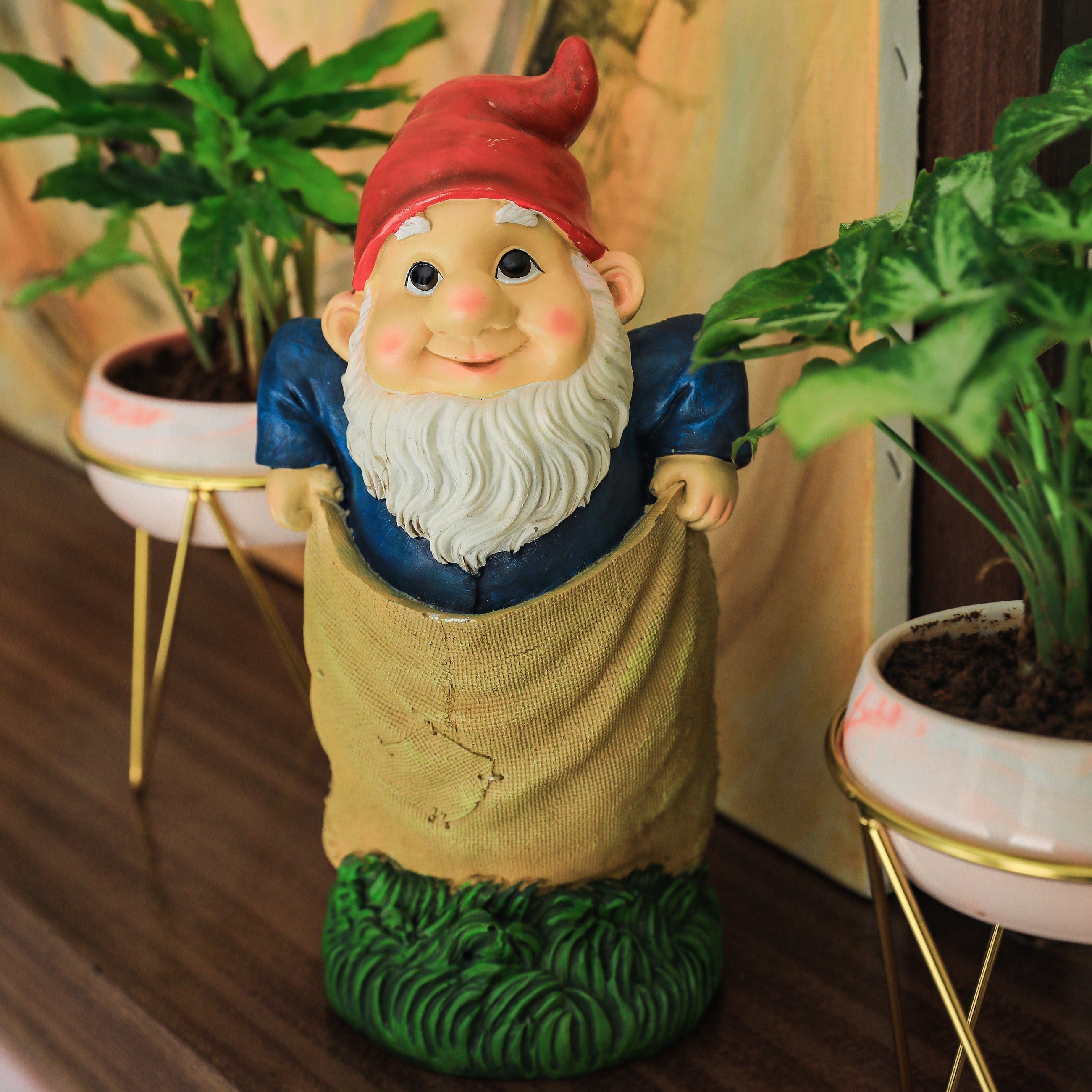 Gnome in a Sack Race I Garden Decor