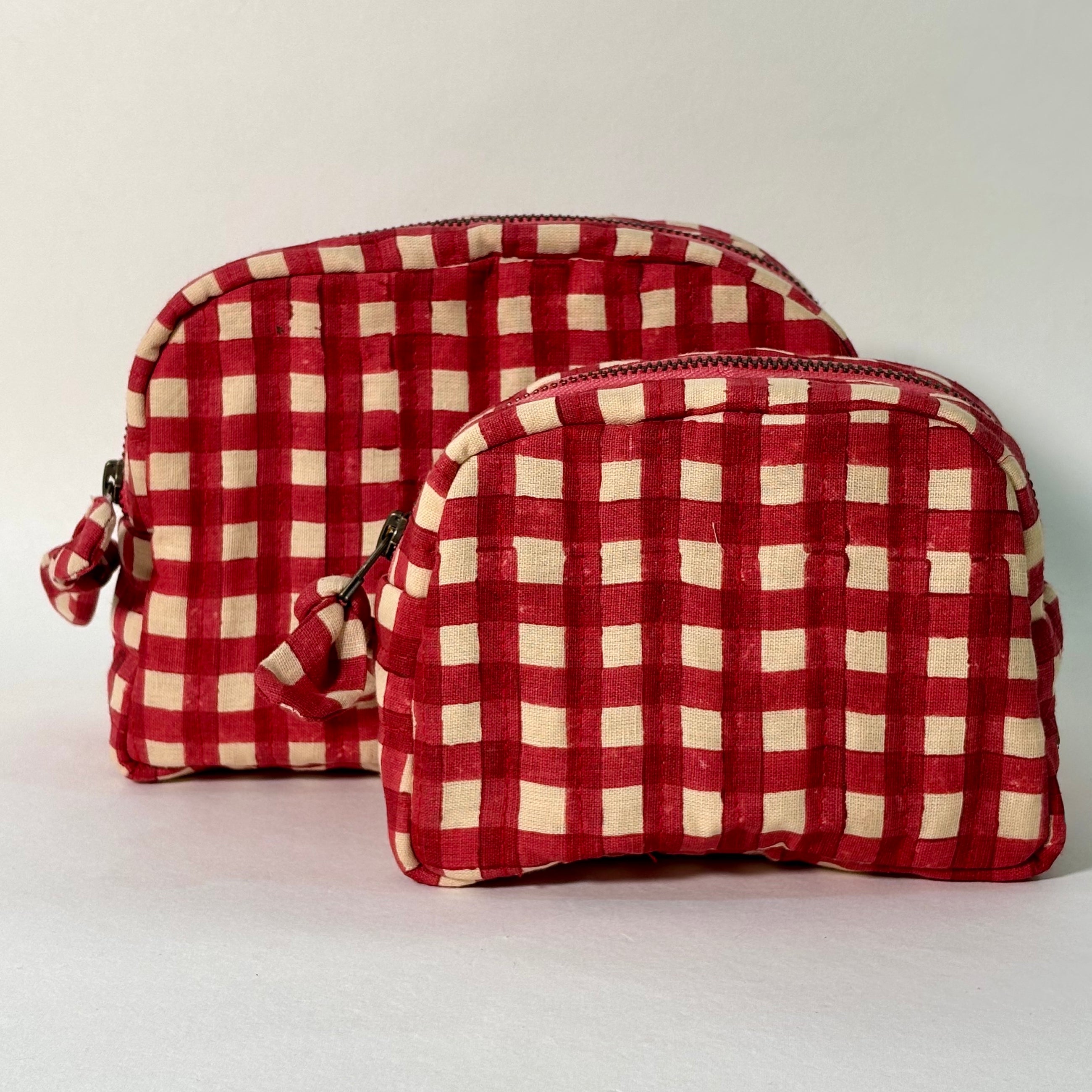 Sustainable Quilted Cotton Travel Pouch Set l Red Checks Classic Organiser Set