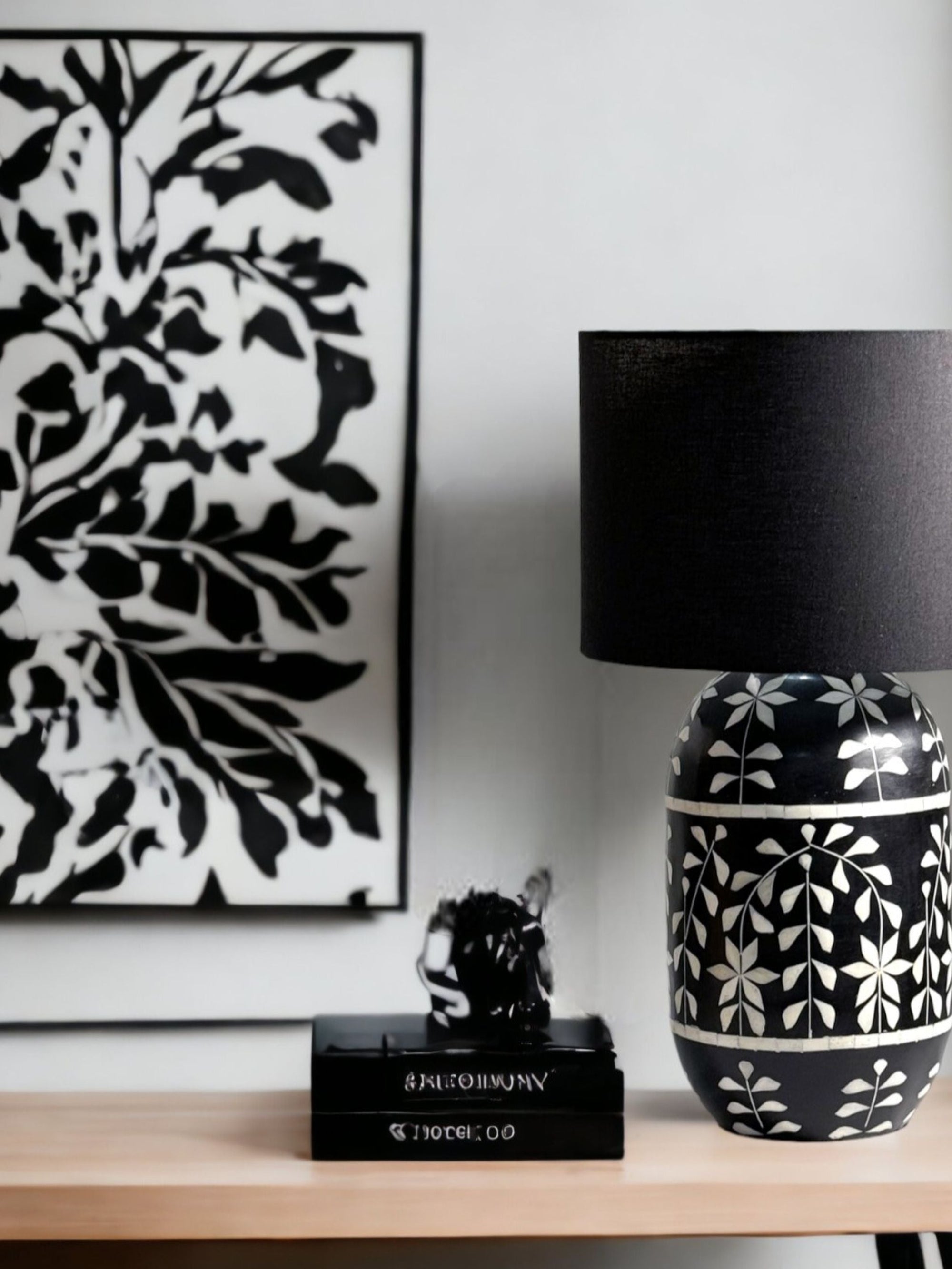Kalla Petal Table Lamp
