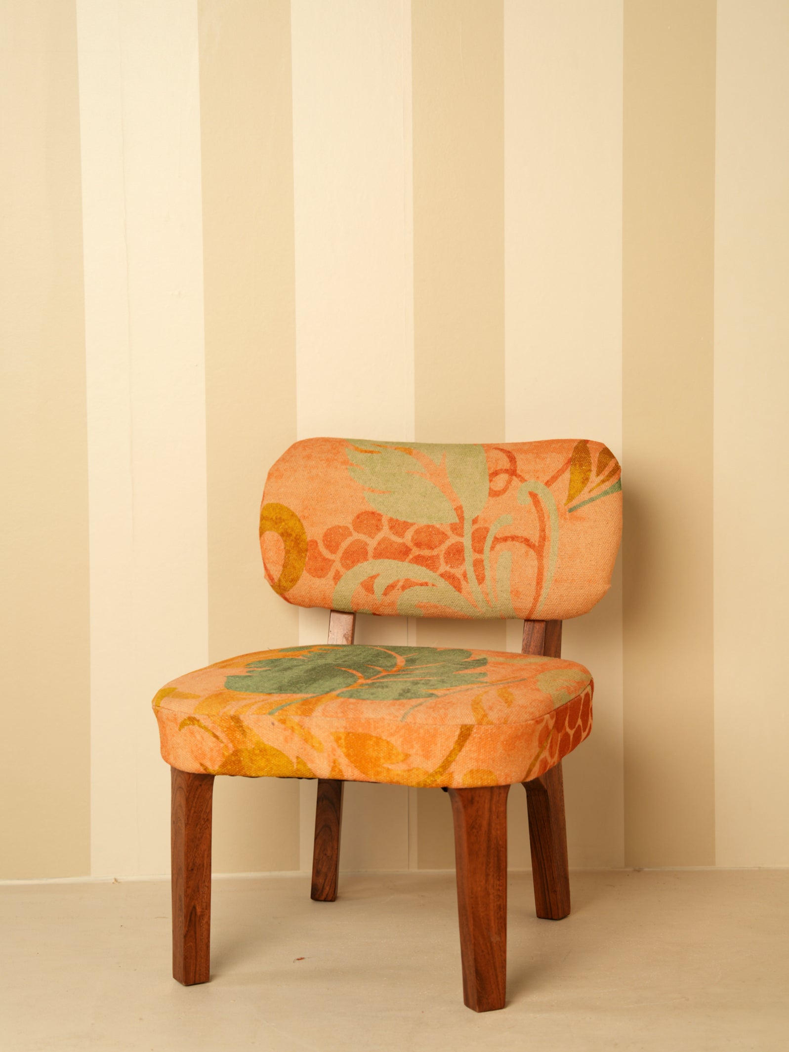 Royal Bloom – Luxury Comfort Chair ( Available in 2 designs)