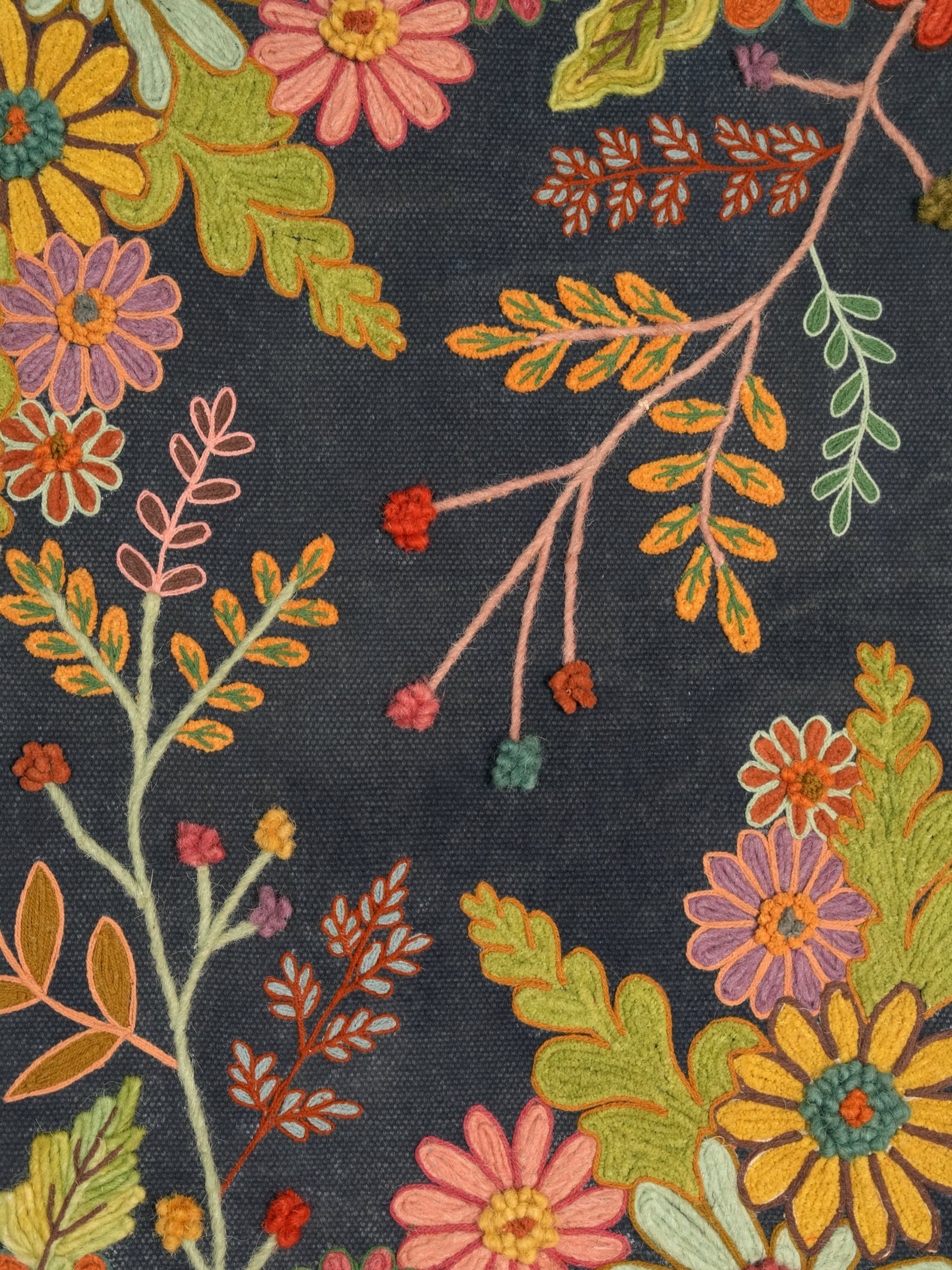 Blue Floral Embroidered Wall Frame – Acacia Wood (70 x 100 cm)