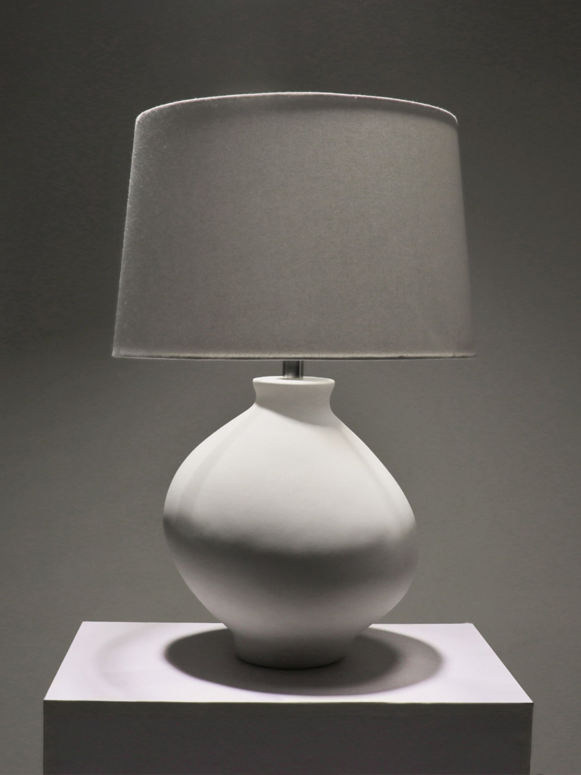 Krug Oval Table Lamp