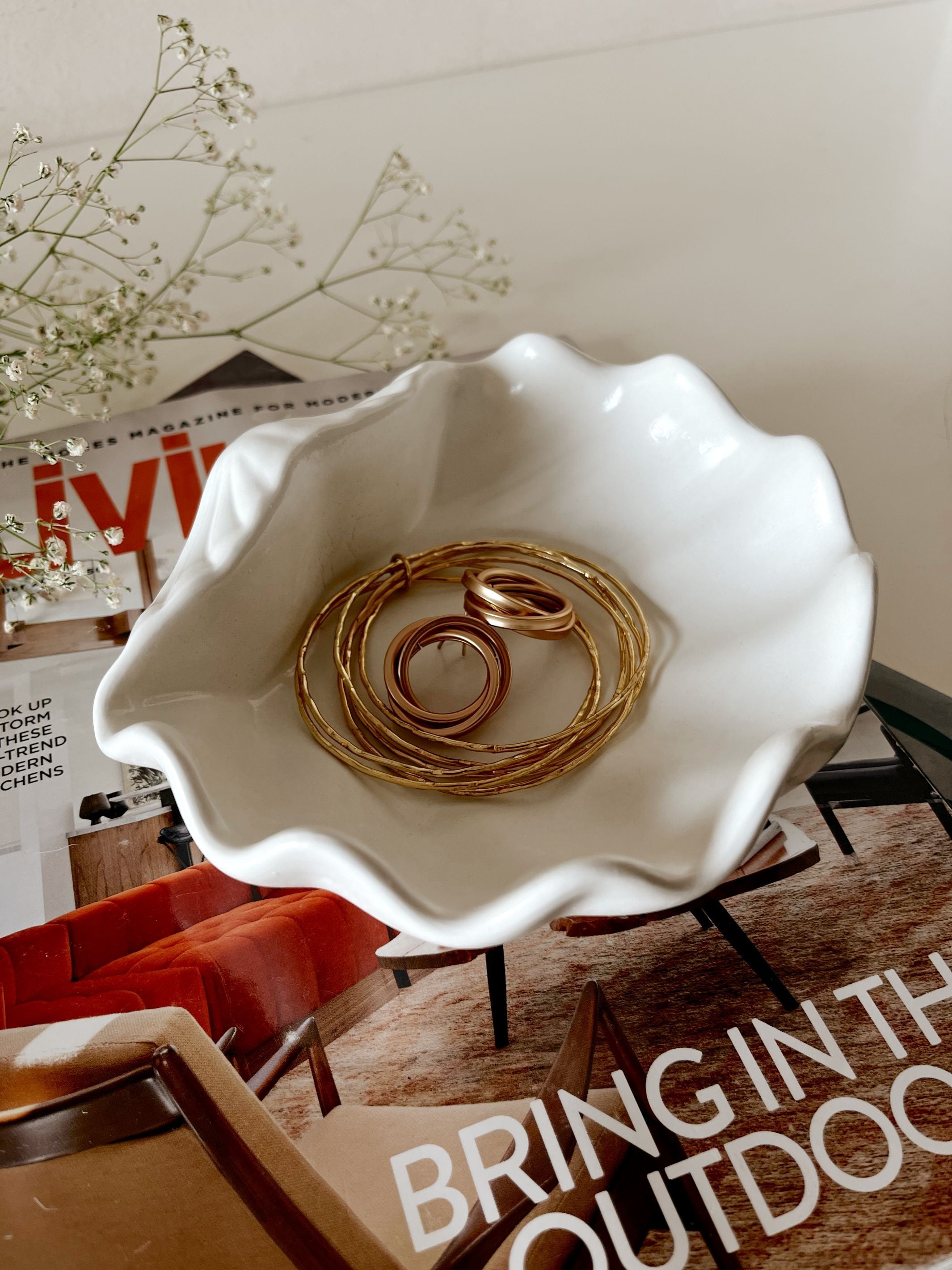 Large Seashell Concrete Trinket