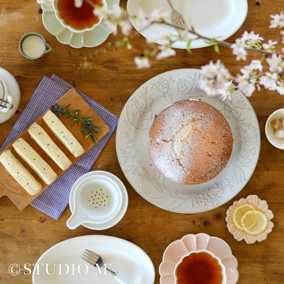 Le Bouquet cup and Saucer (Mint Green)