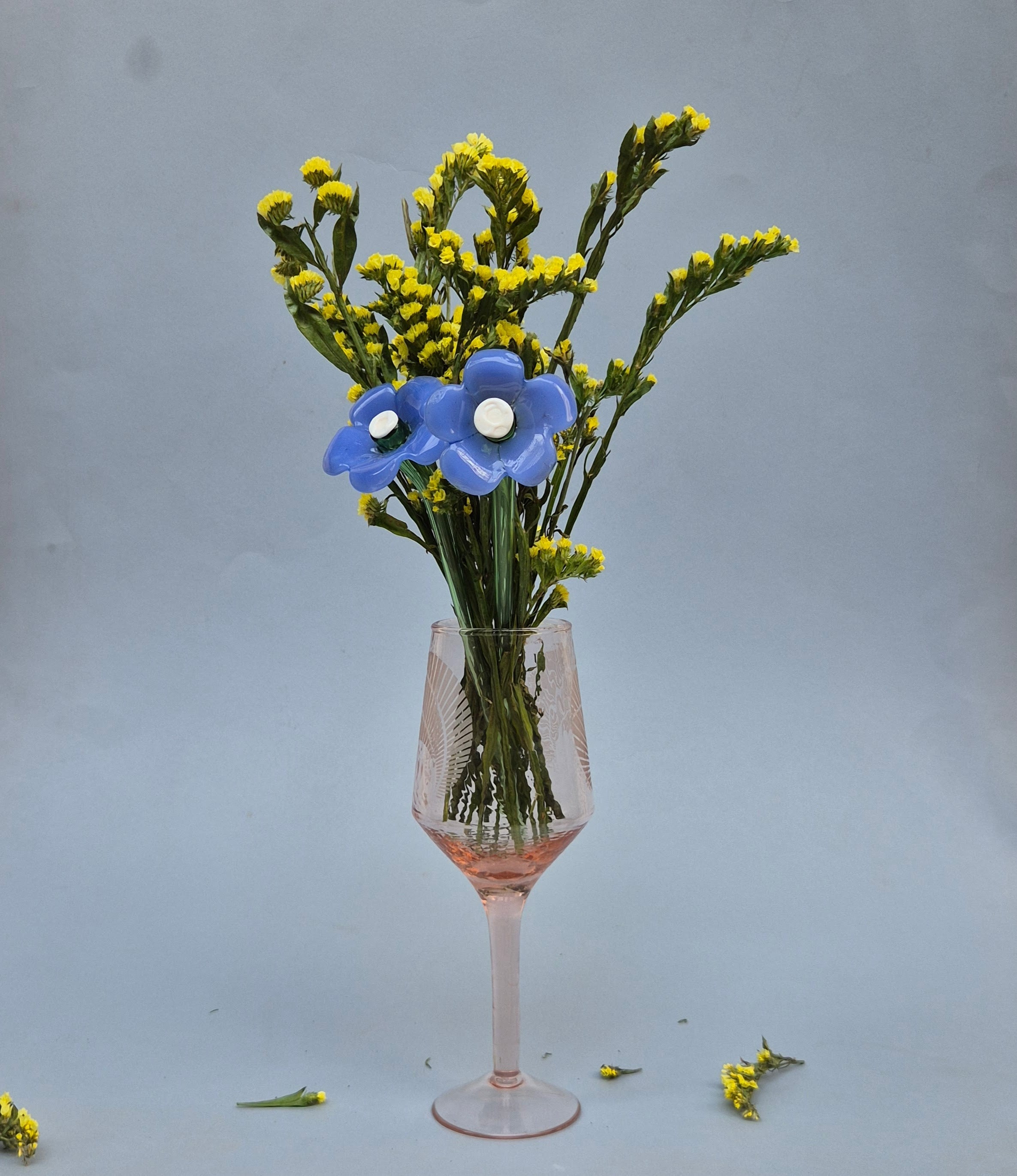 Daisy Glass Flower Stem -  Blue Reverie