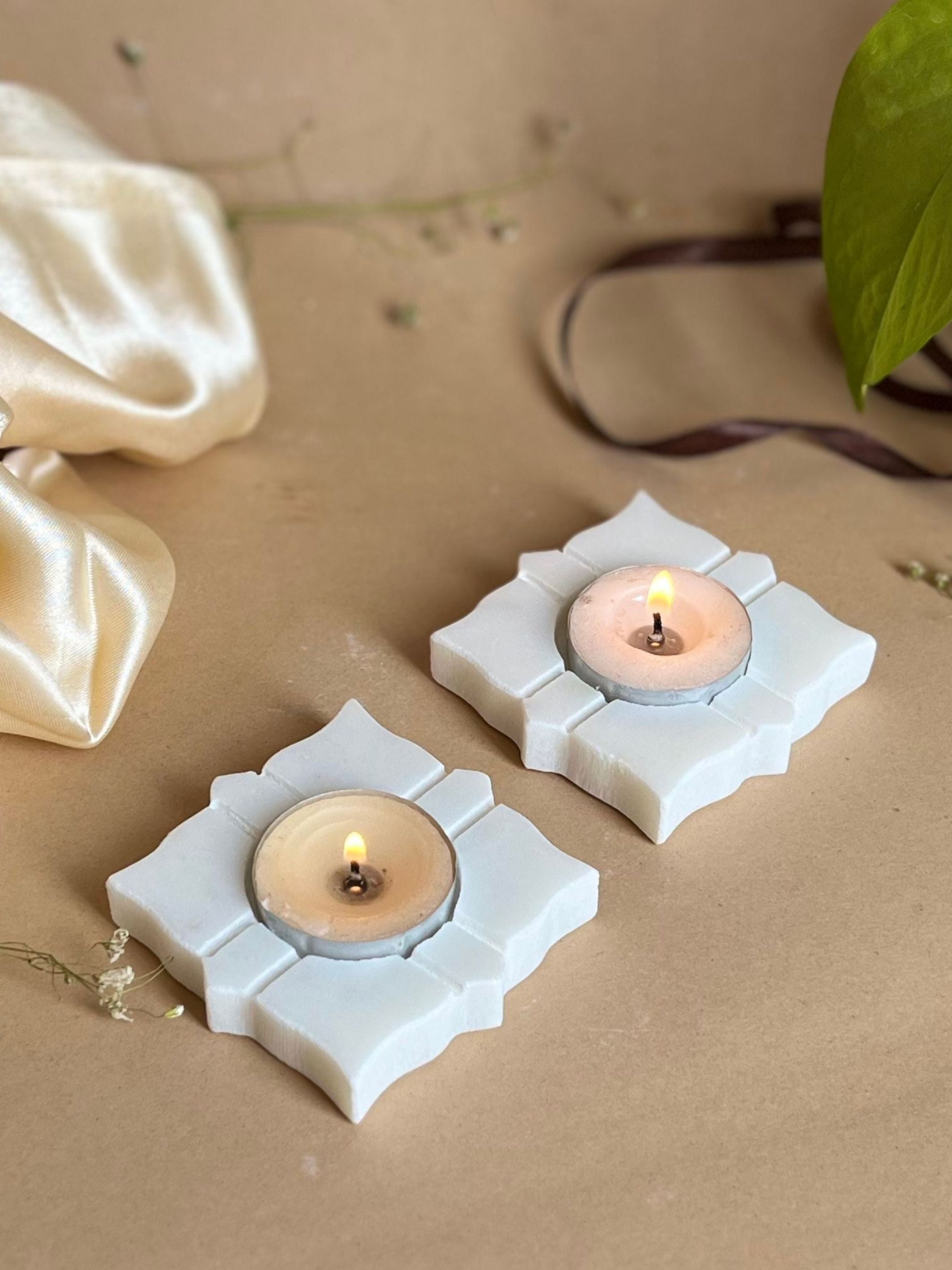 Marble Tea Light Candle Holder - Line Leaf set of 2