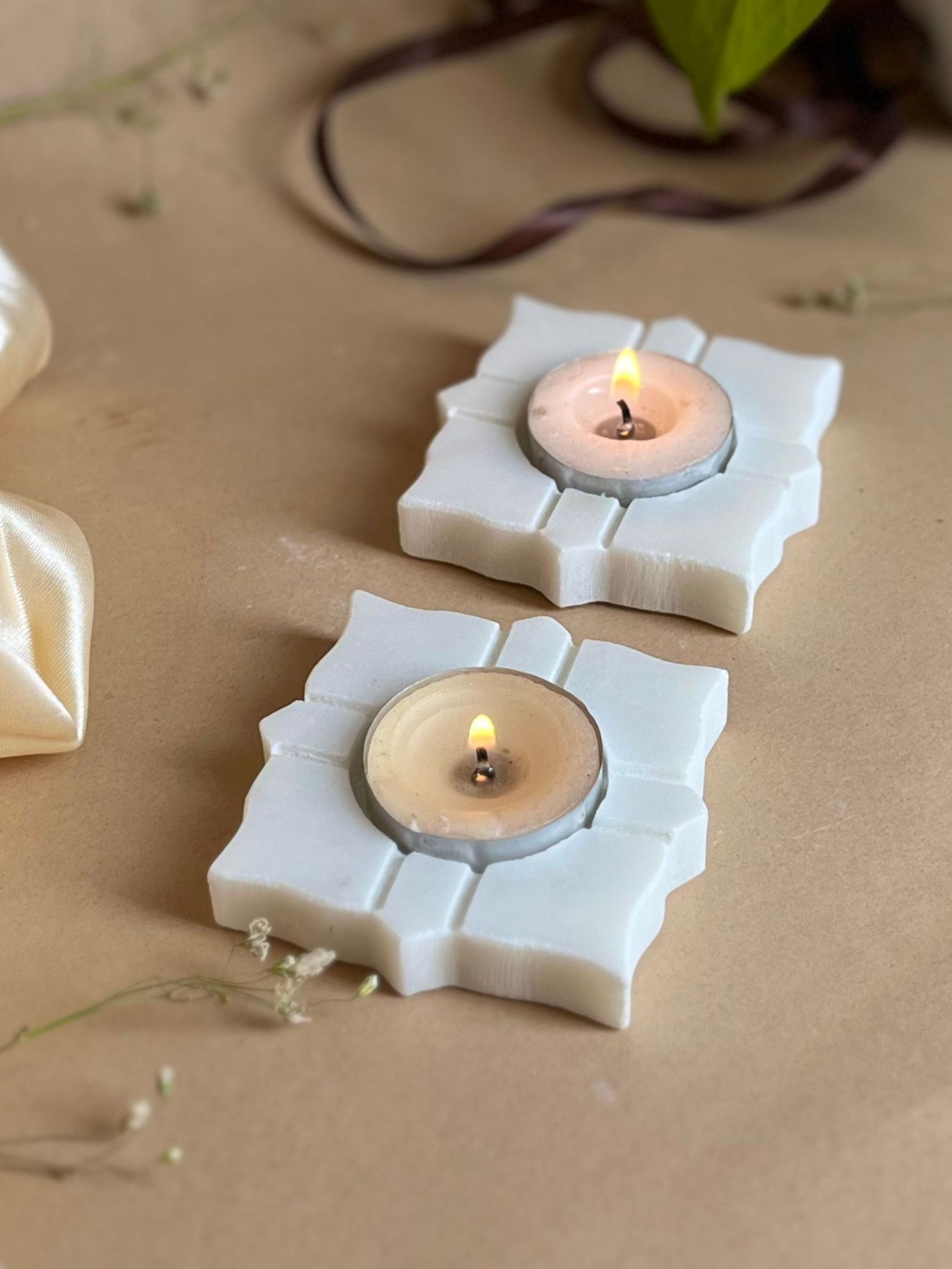Marble Tea Light Candle Holder - Line Leaf set of 2