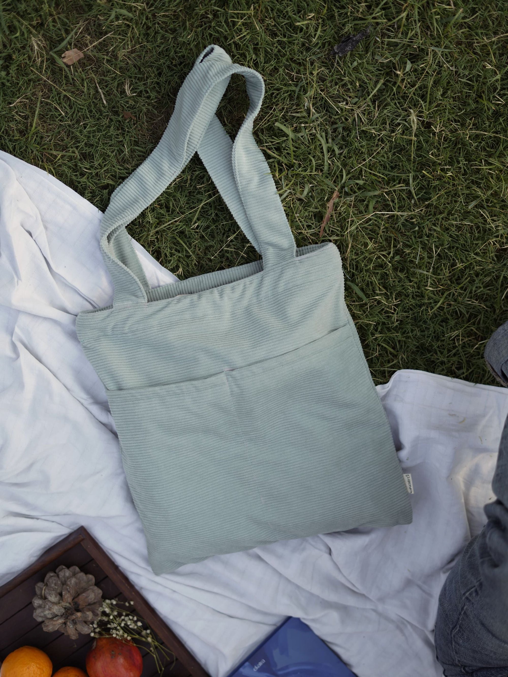 Minimalist Corduroy Day Tote - Sage