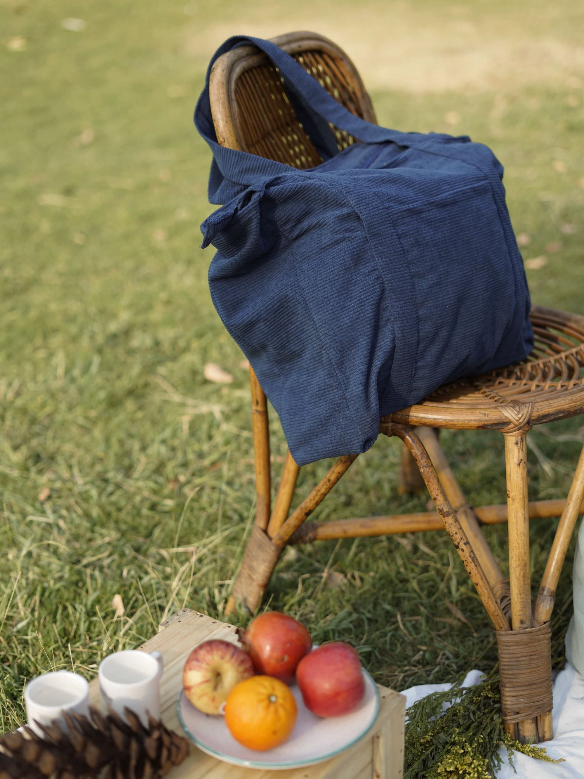 Minimalist Corduroy Shoppers Tote - Vincent Blue