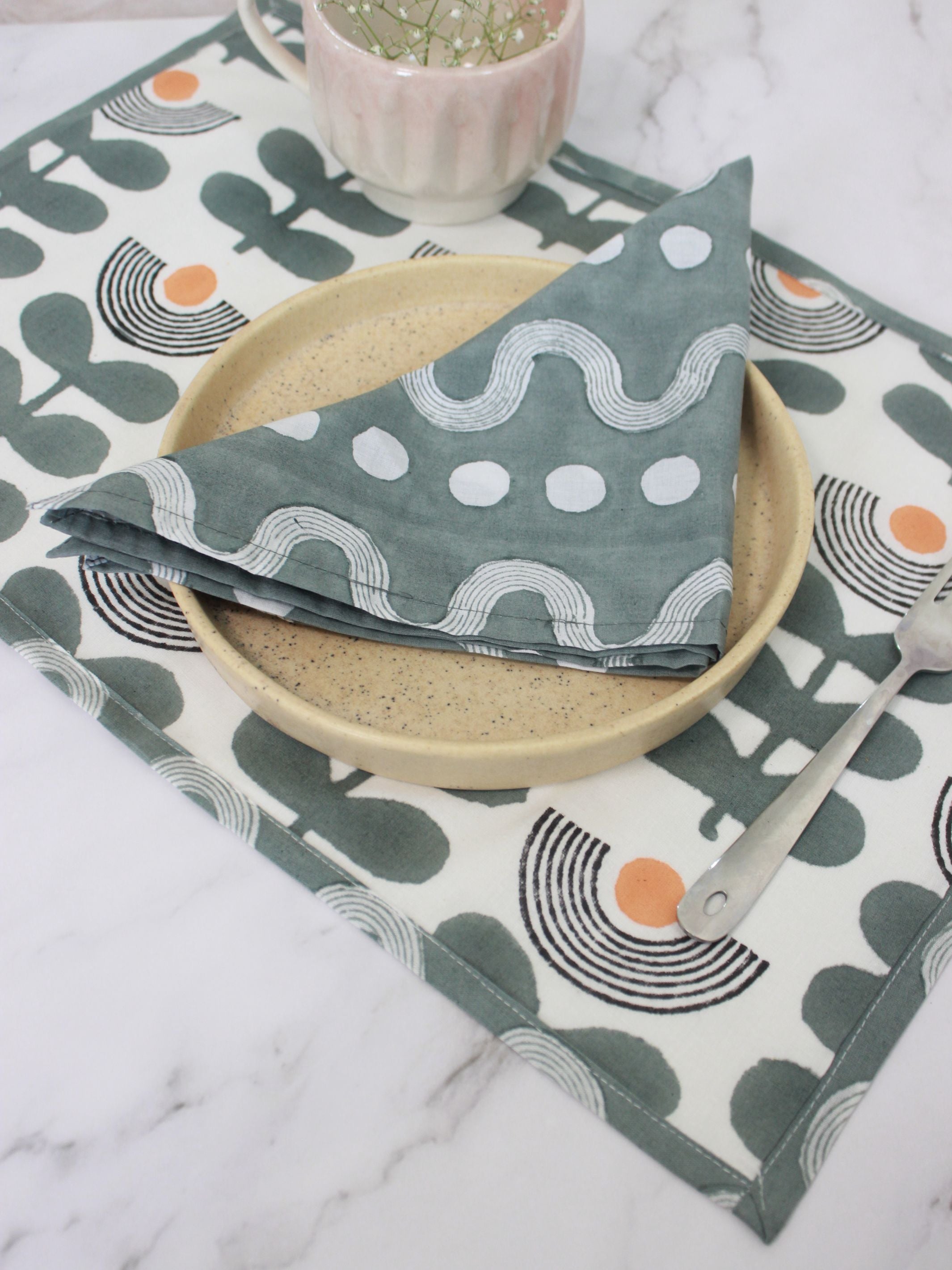 Table Linens Set of 2 - Modern Floral