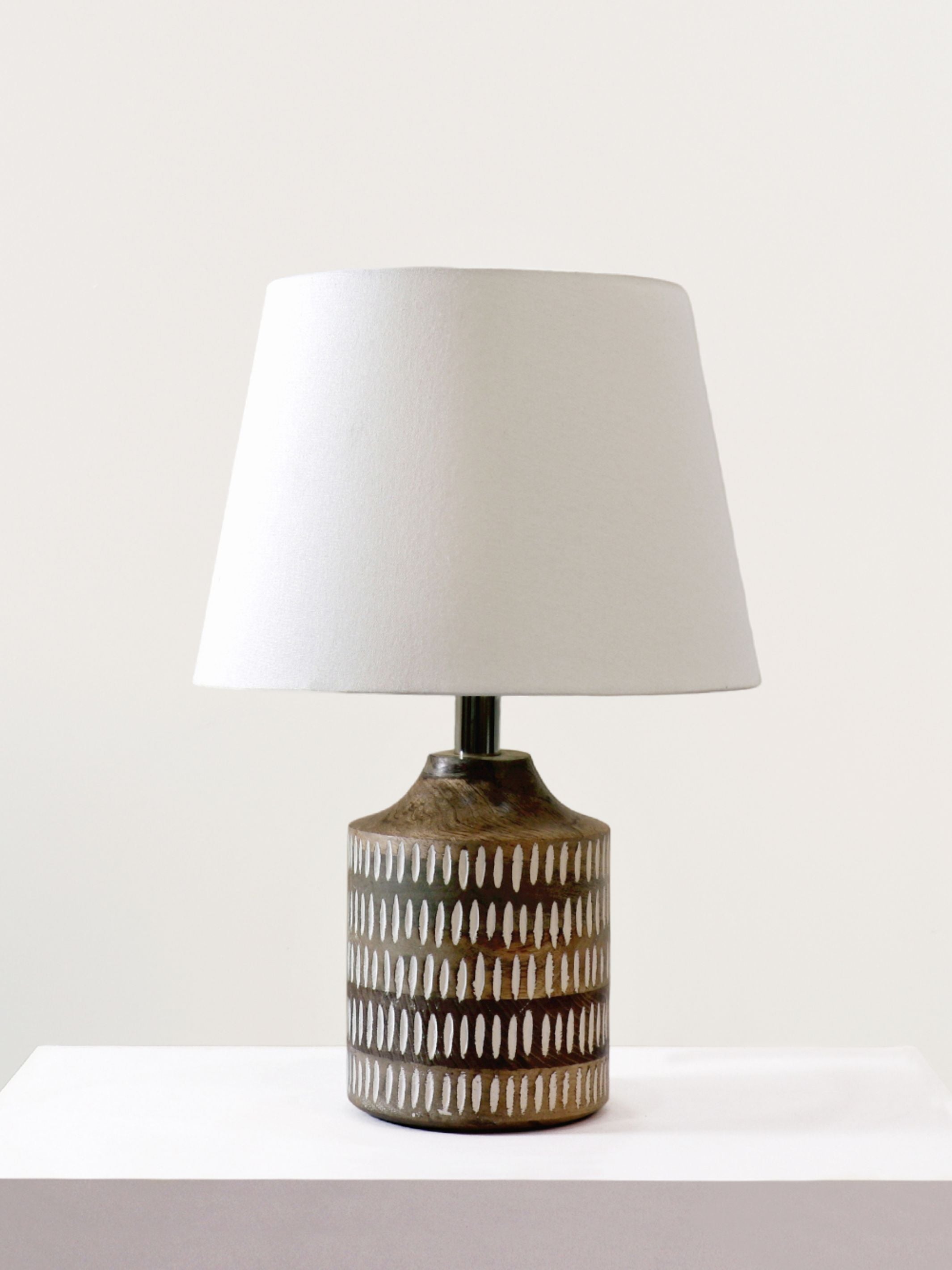 Naybu Straight Table Lamp