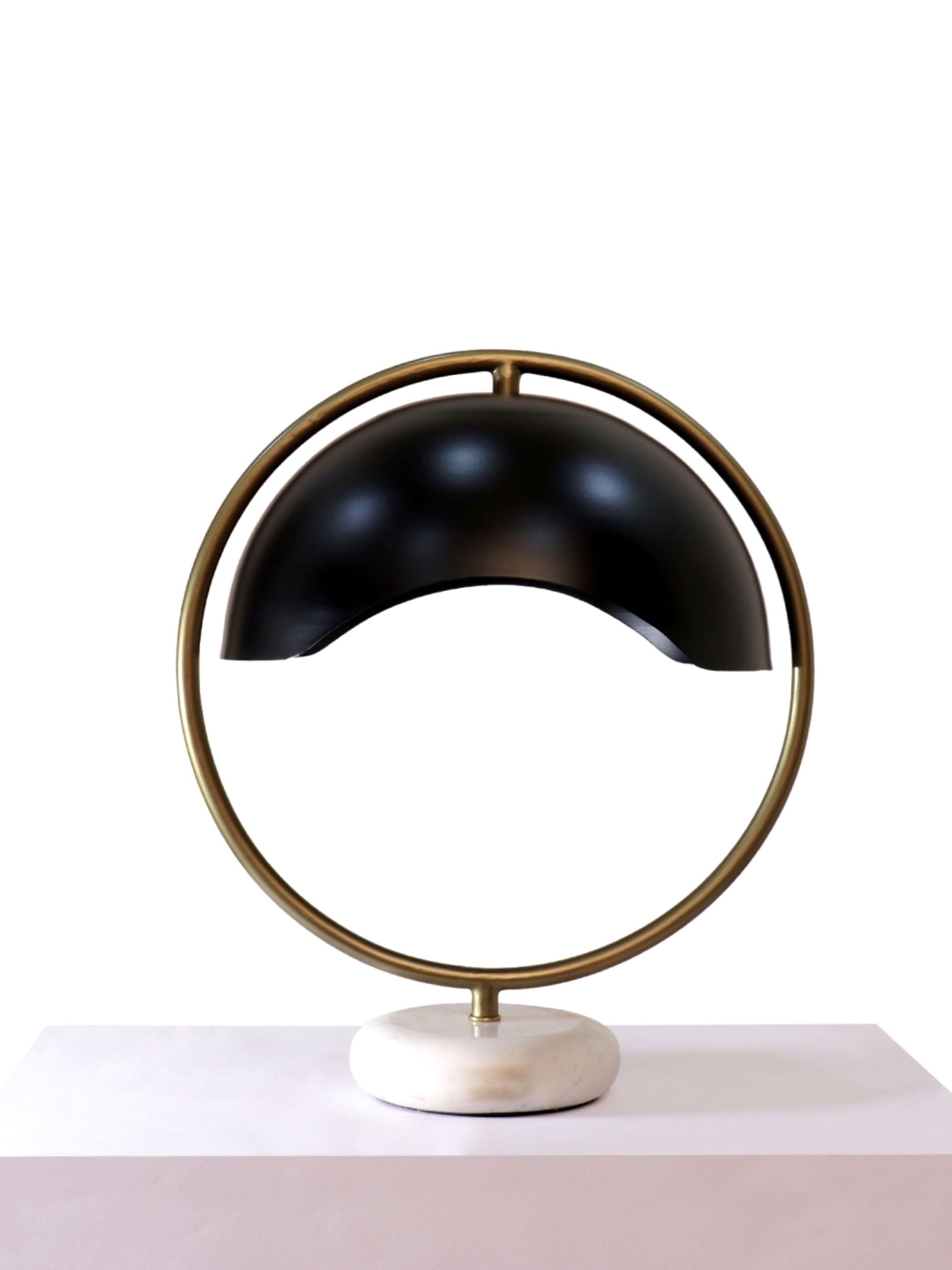 Nordique Desk Lamp