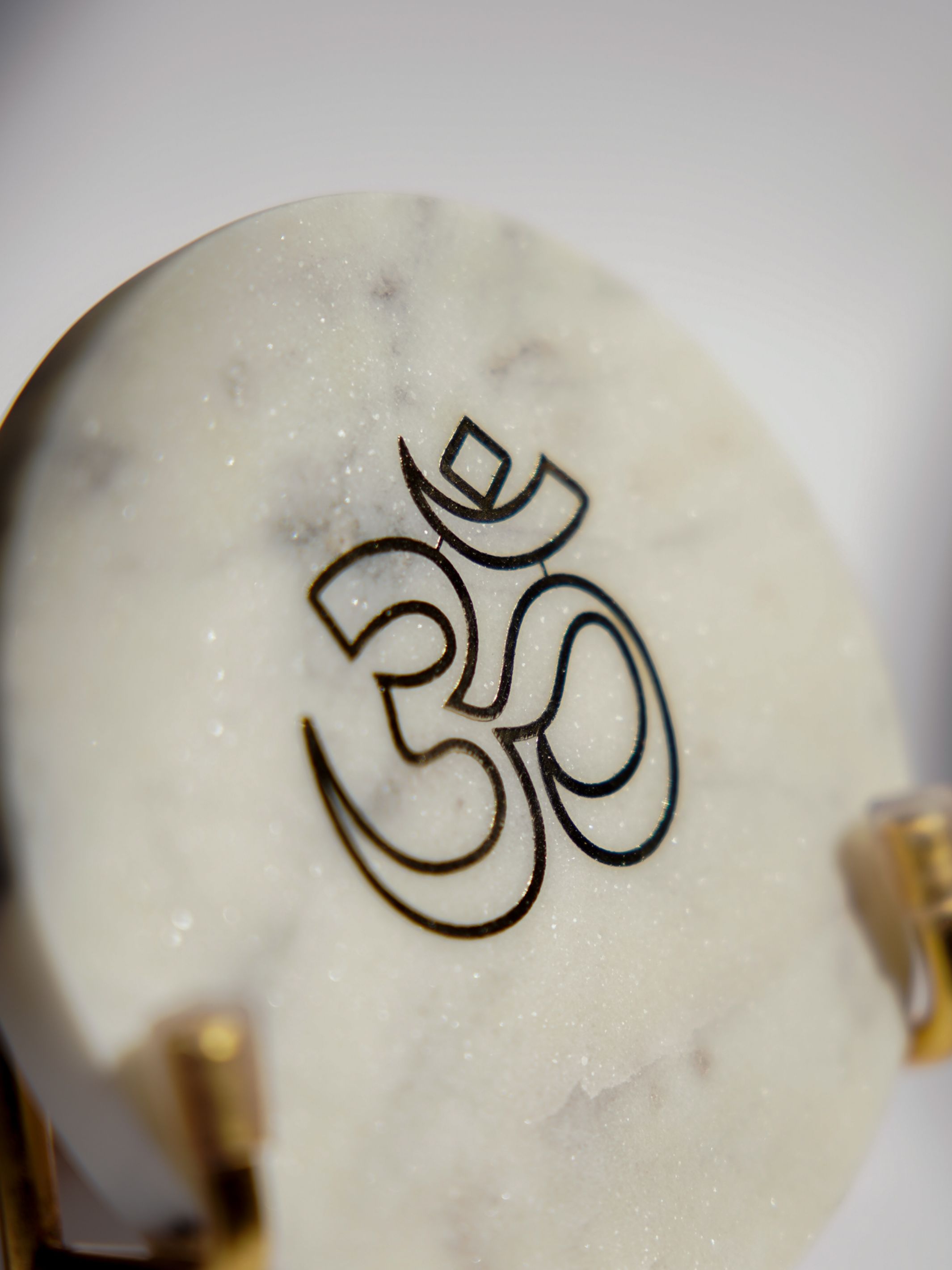 OM with Marble - Metal Holder