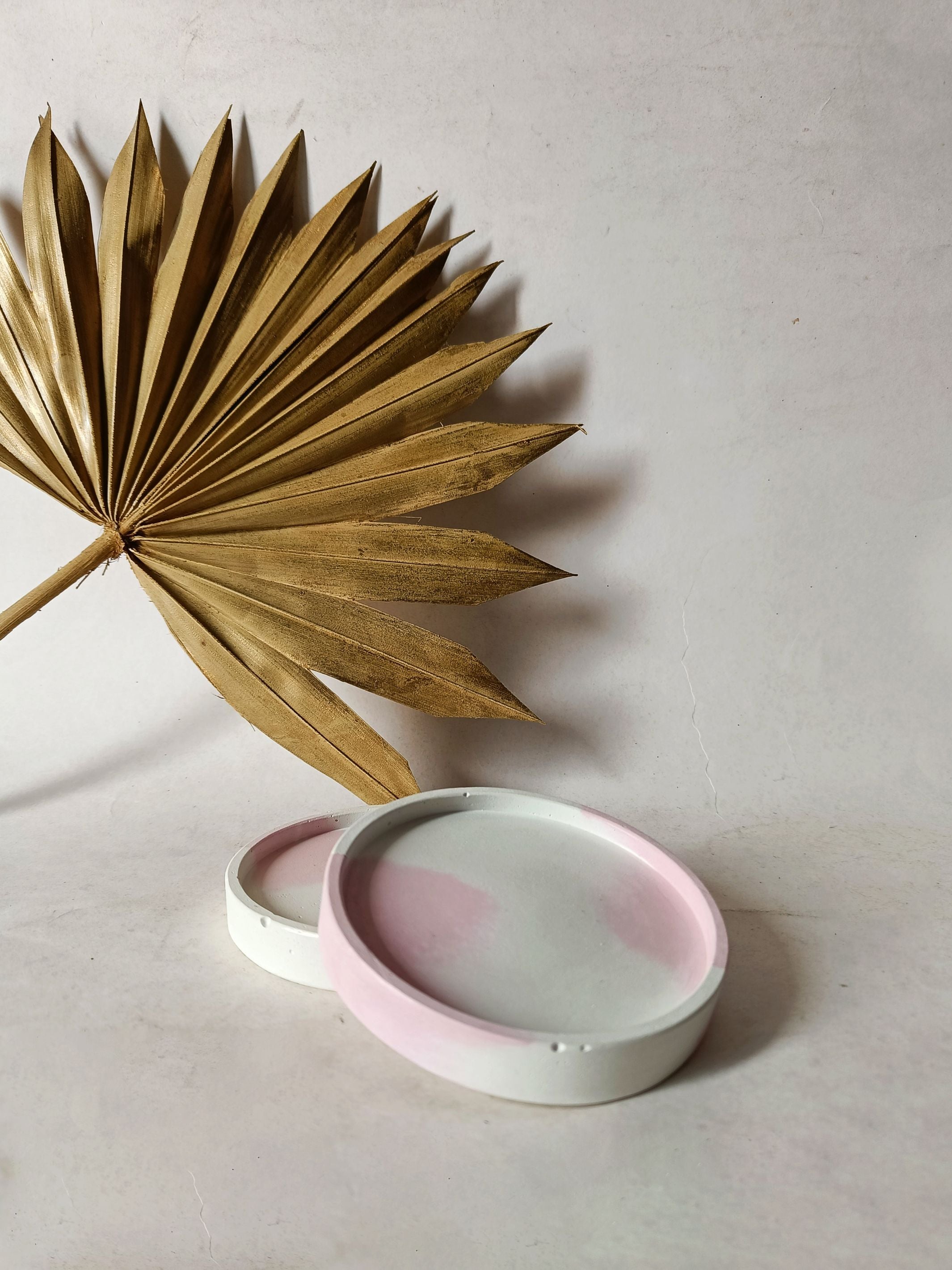 Round Concrete Coaster - Pink Abstract