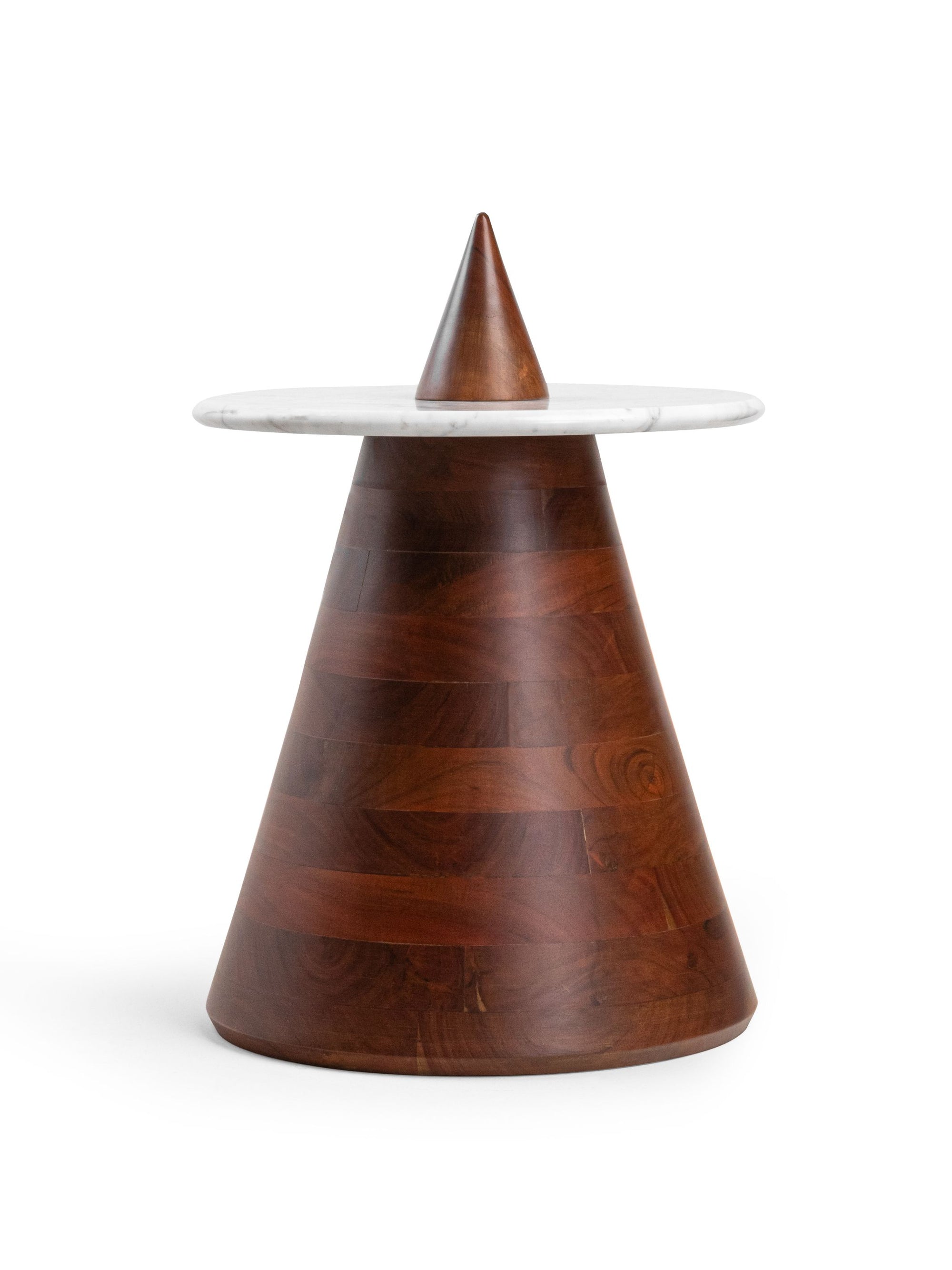 Pyramid table - Statuario