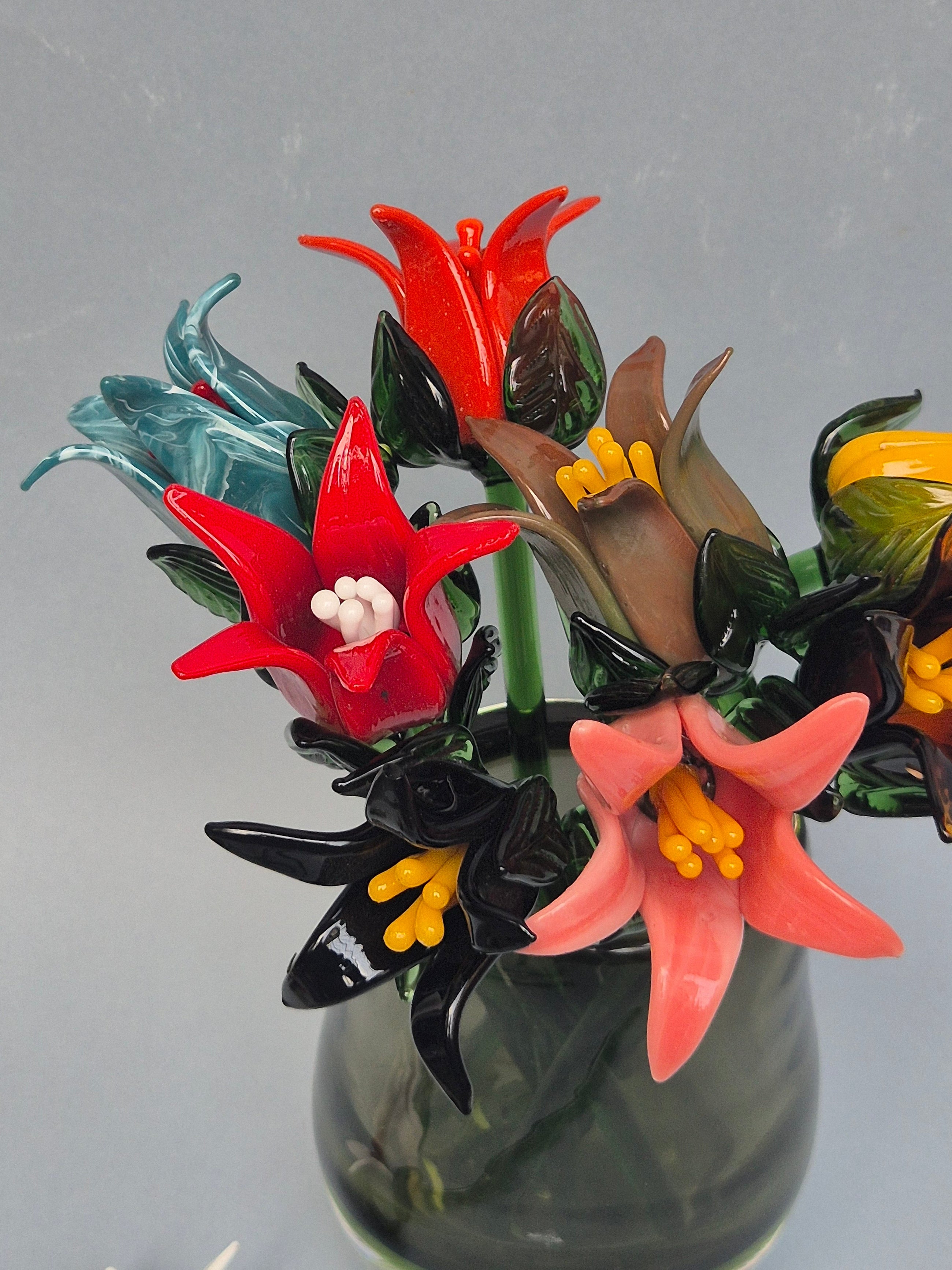 Tinsel Lily Glass Flower Stem - Red & White