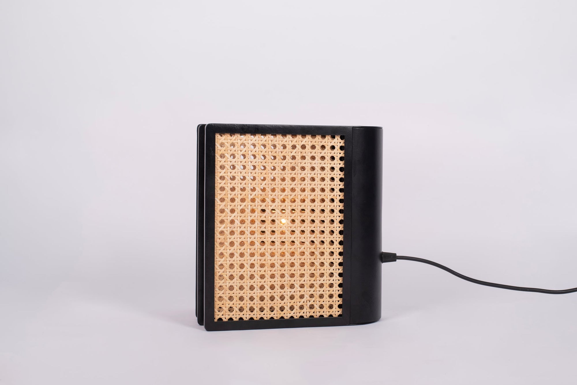 Reeding Lamp - Wall