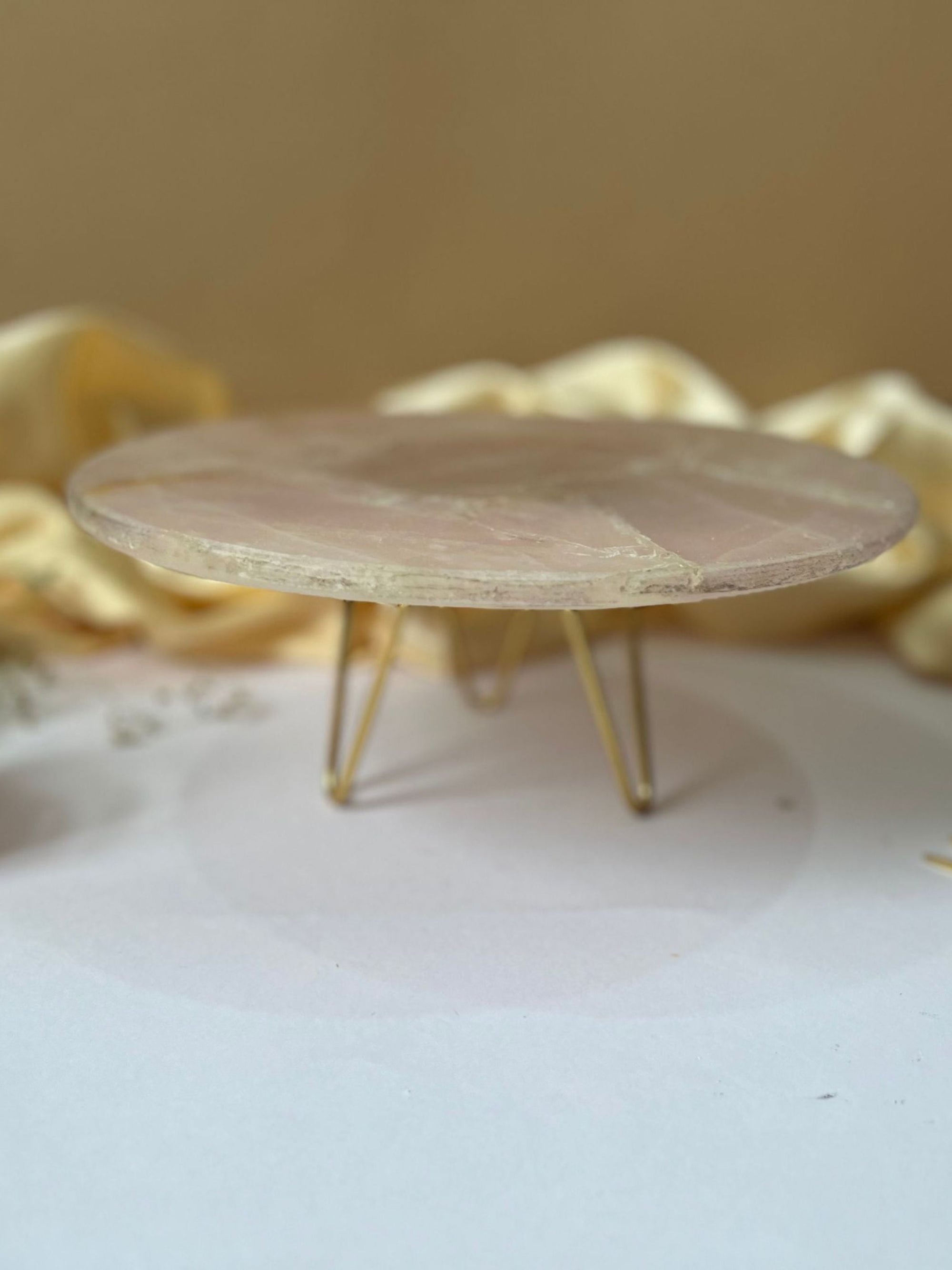 Round Rose Quartz Cake Stand with Metal Stand 10 Inch Green