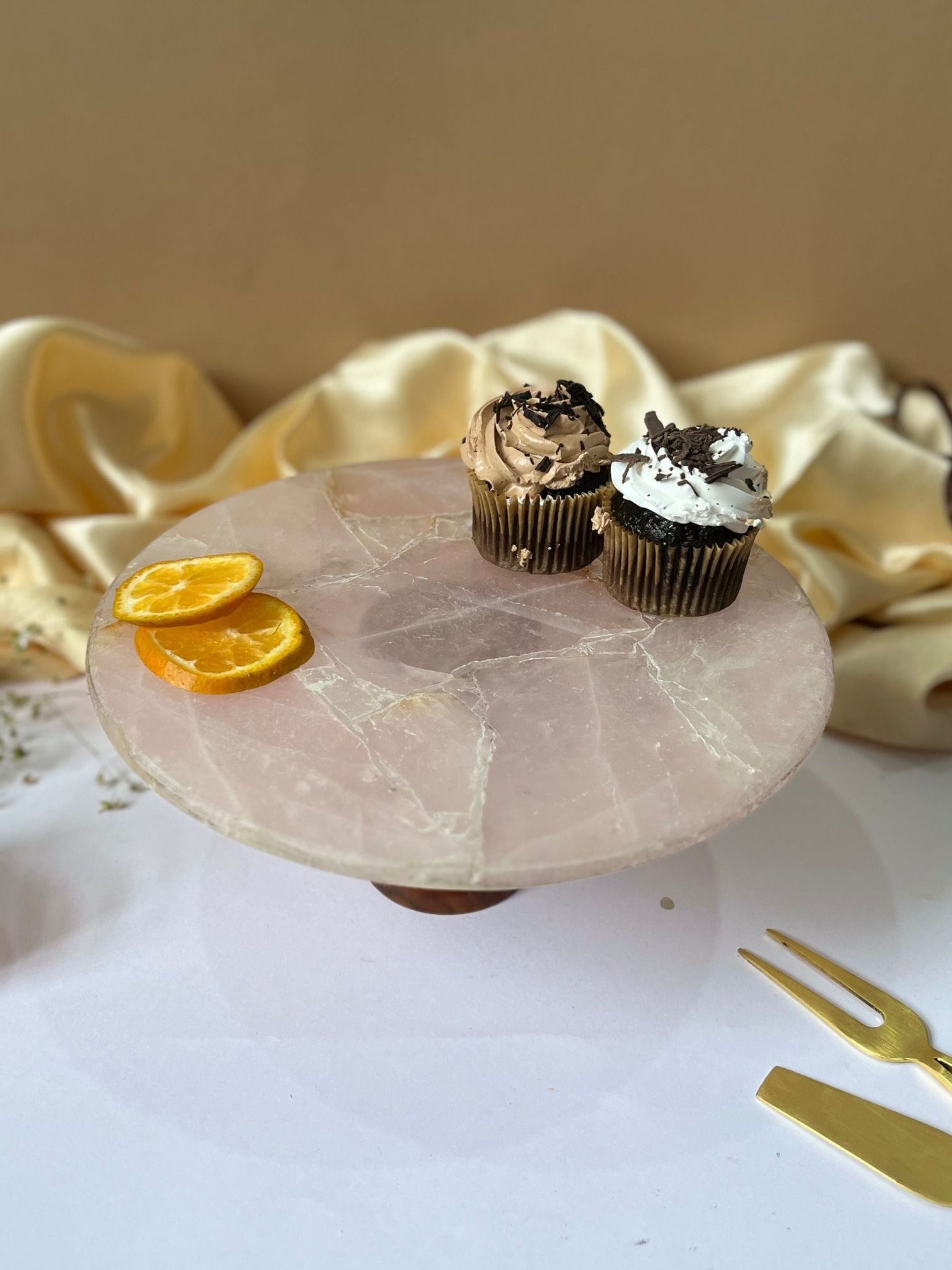 Round Rose Quartz Cake Stand with Wood 10 Inch