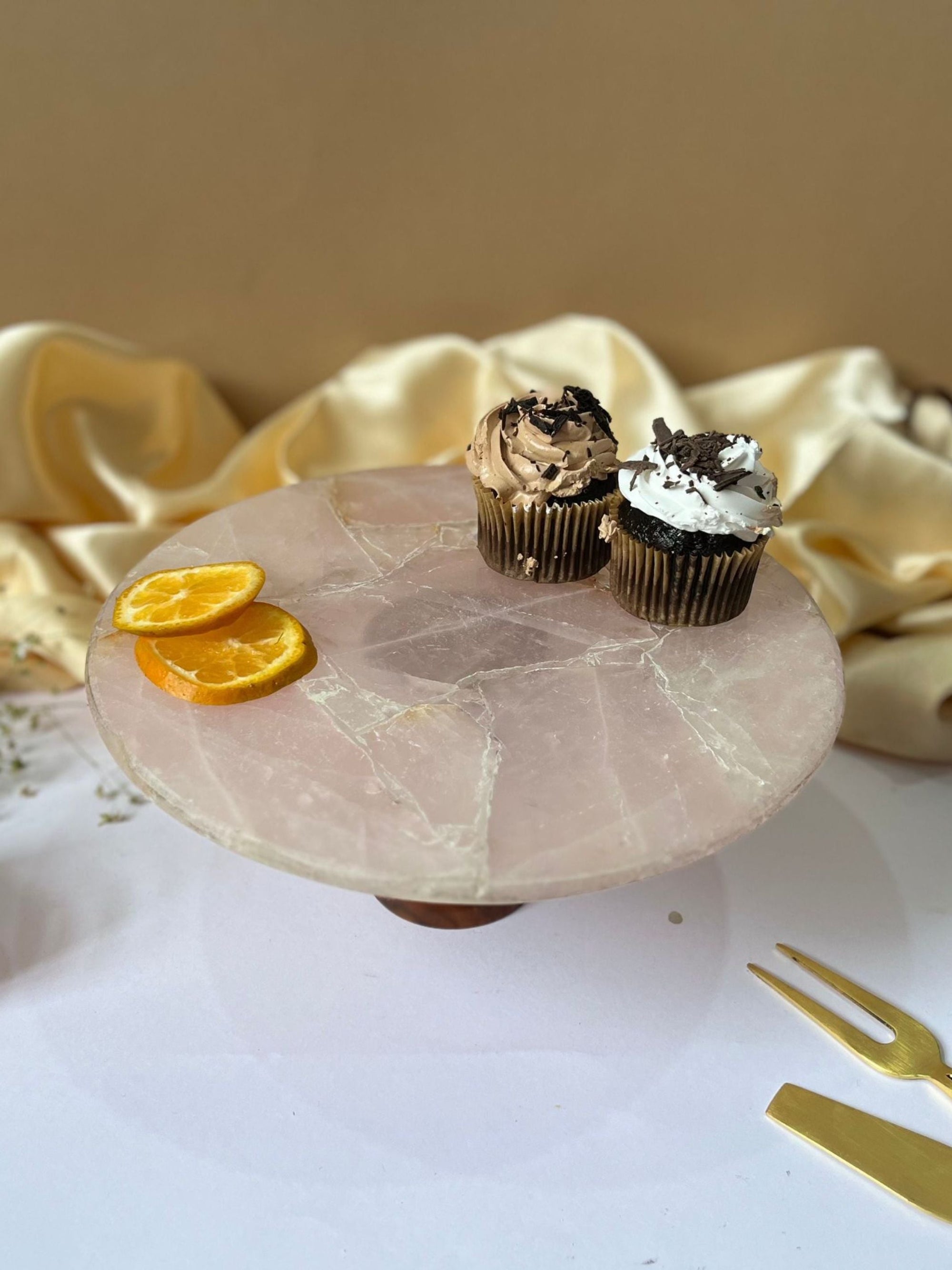 Round Rose Quartz Cake Stand with Wood 10 Inch