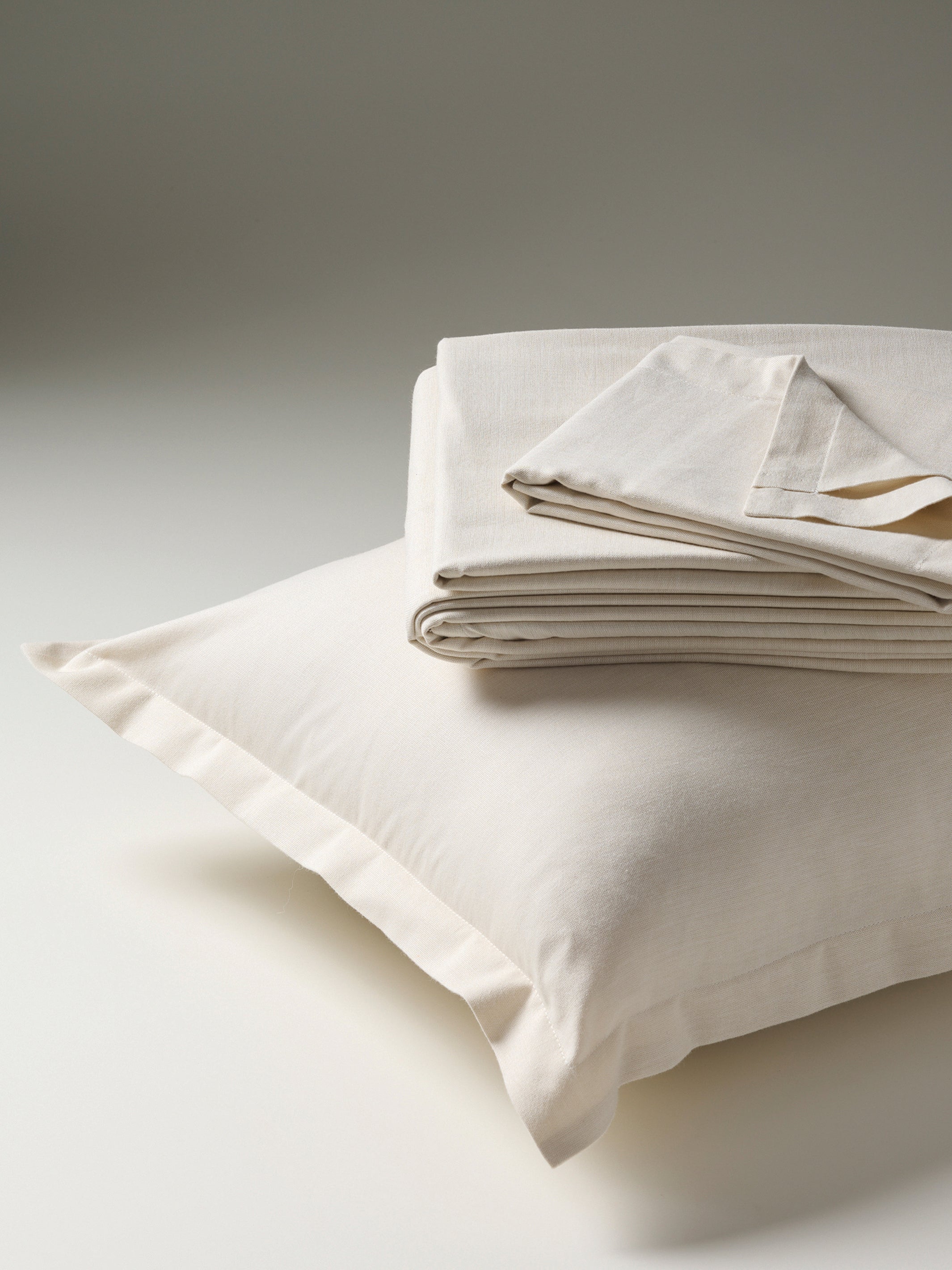 Sand Shadow Cotton Bamboo Chambray Bedsheet