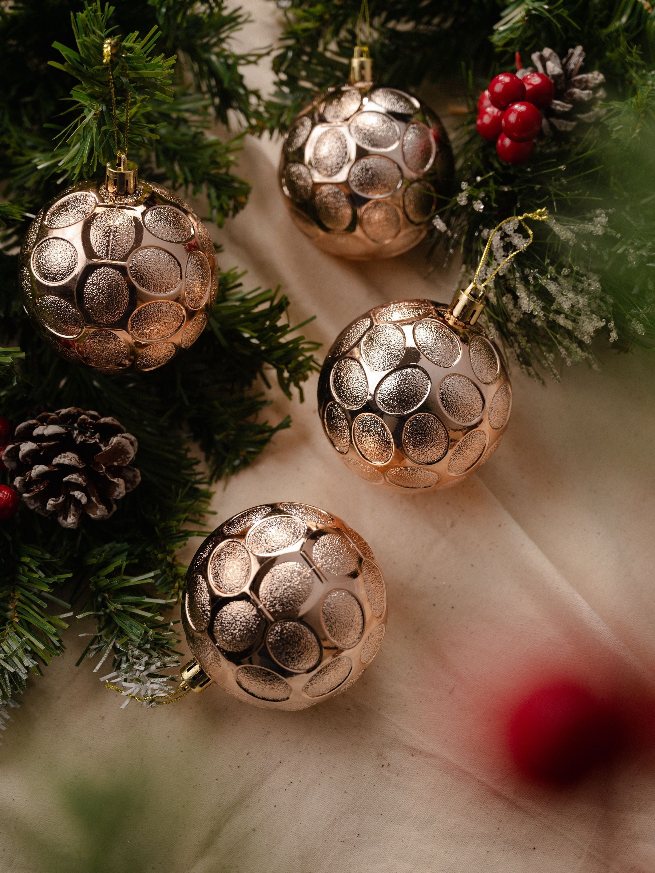 Rose Gold Christmas Balls Pack Of 4