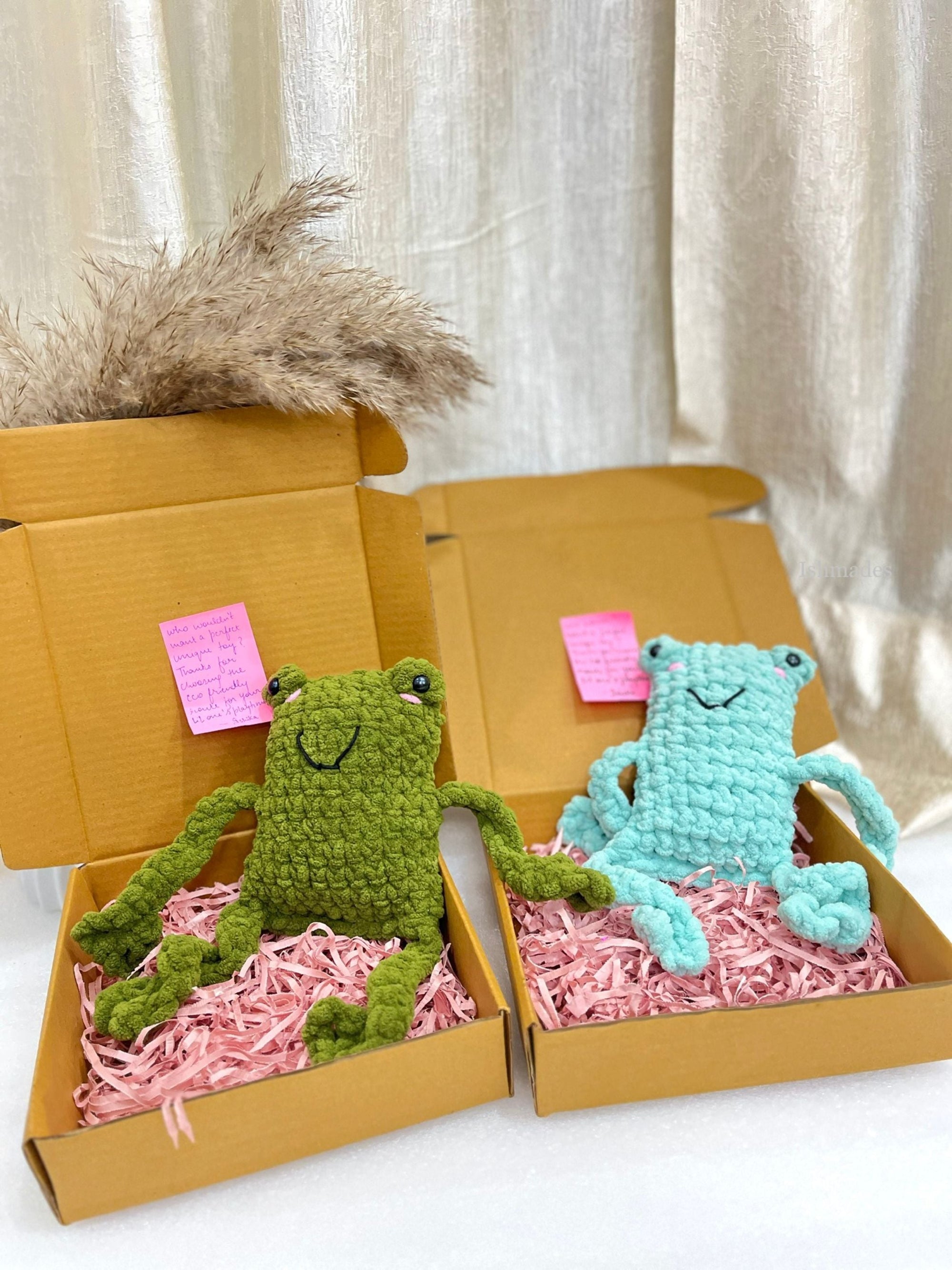 Crochet leggy froggy plushie