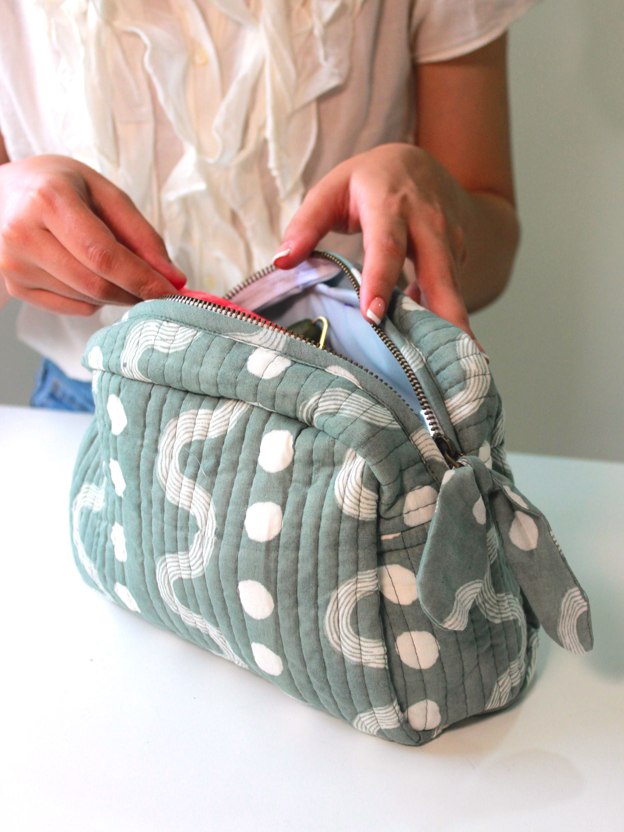 Cotton Travel Organizer Kit - Sustainable Quilted Set of 3