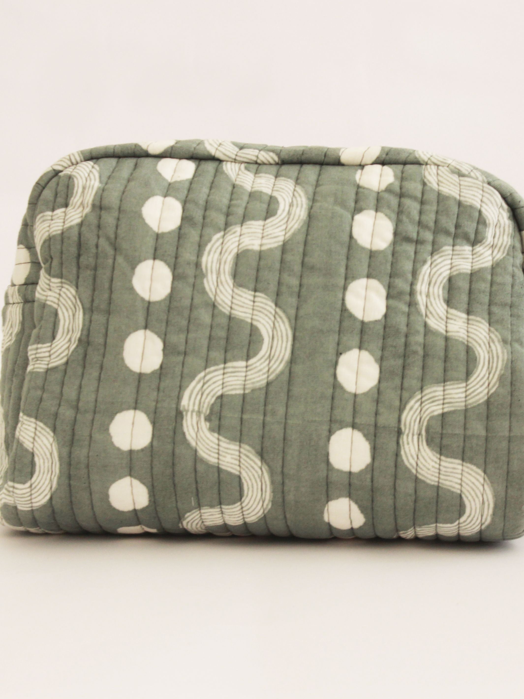 Cotton Travel Organizer Kit - Sustainable Quilted Set of 3