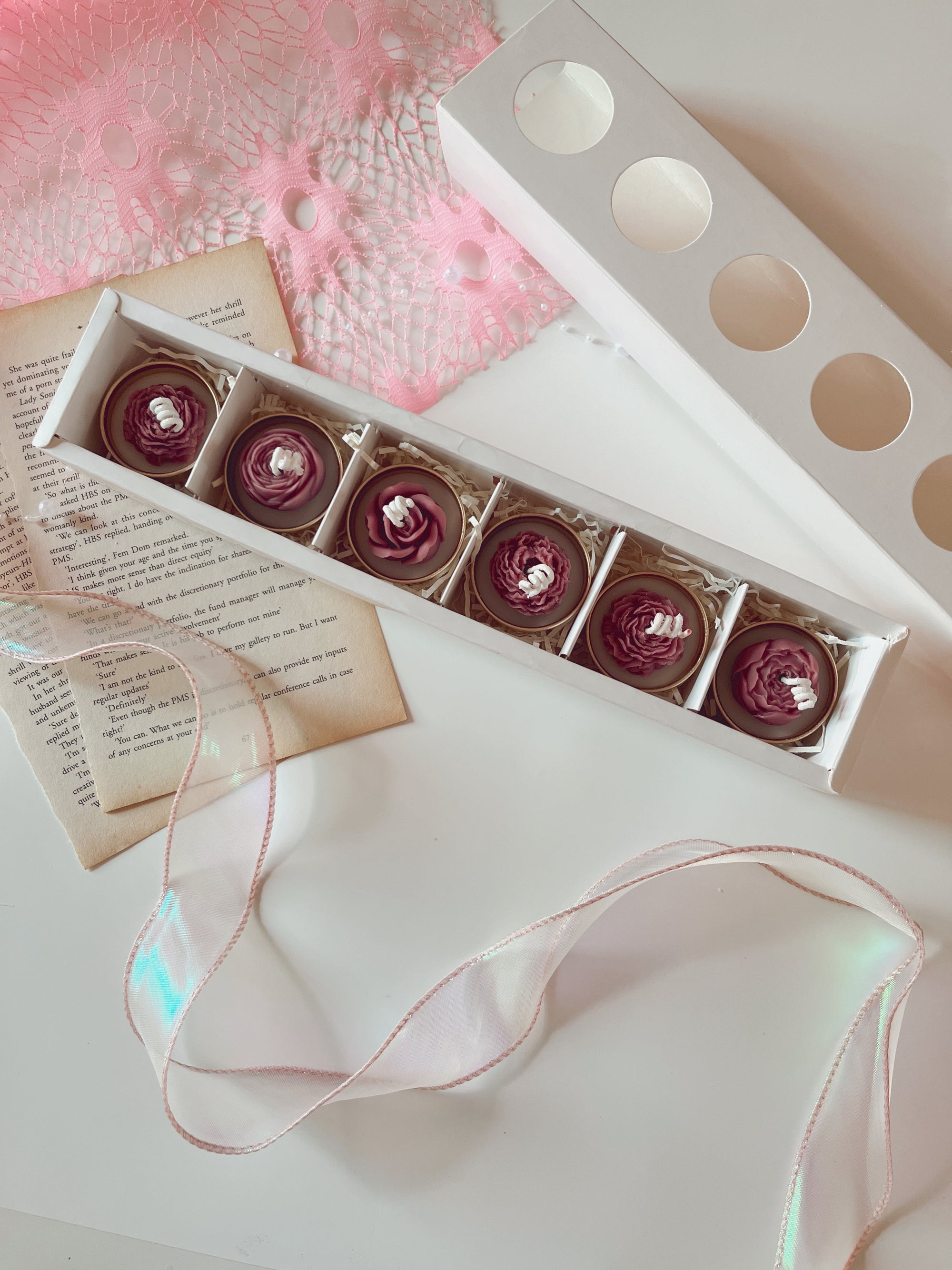 Tealight Candles set of 6-Golden Flower Design