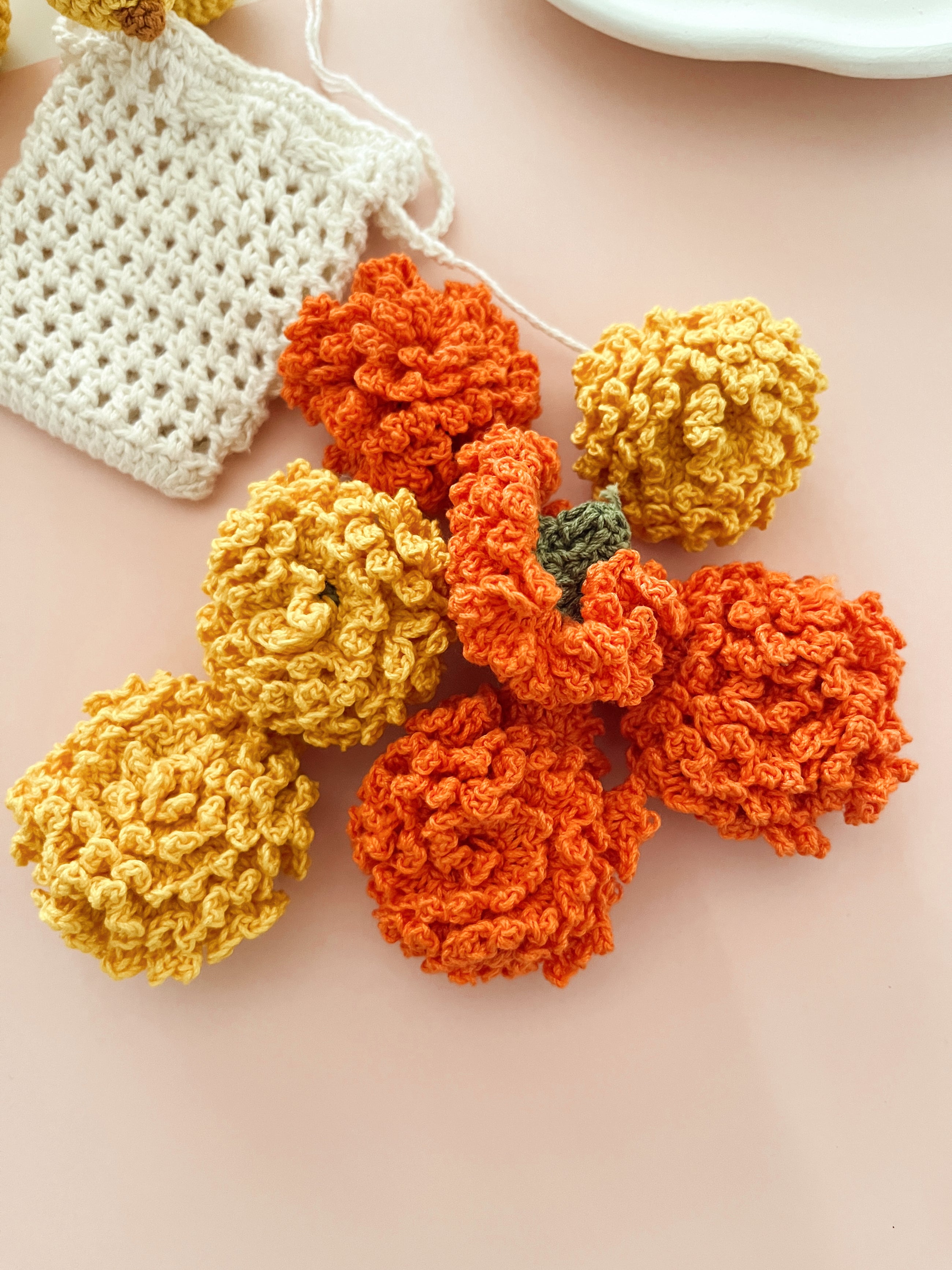 Crochet Genda Phool