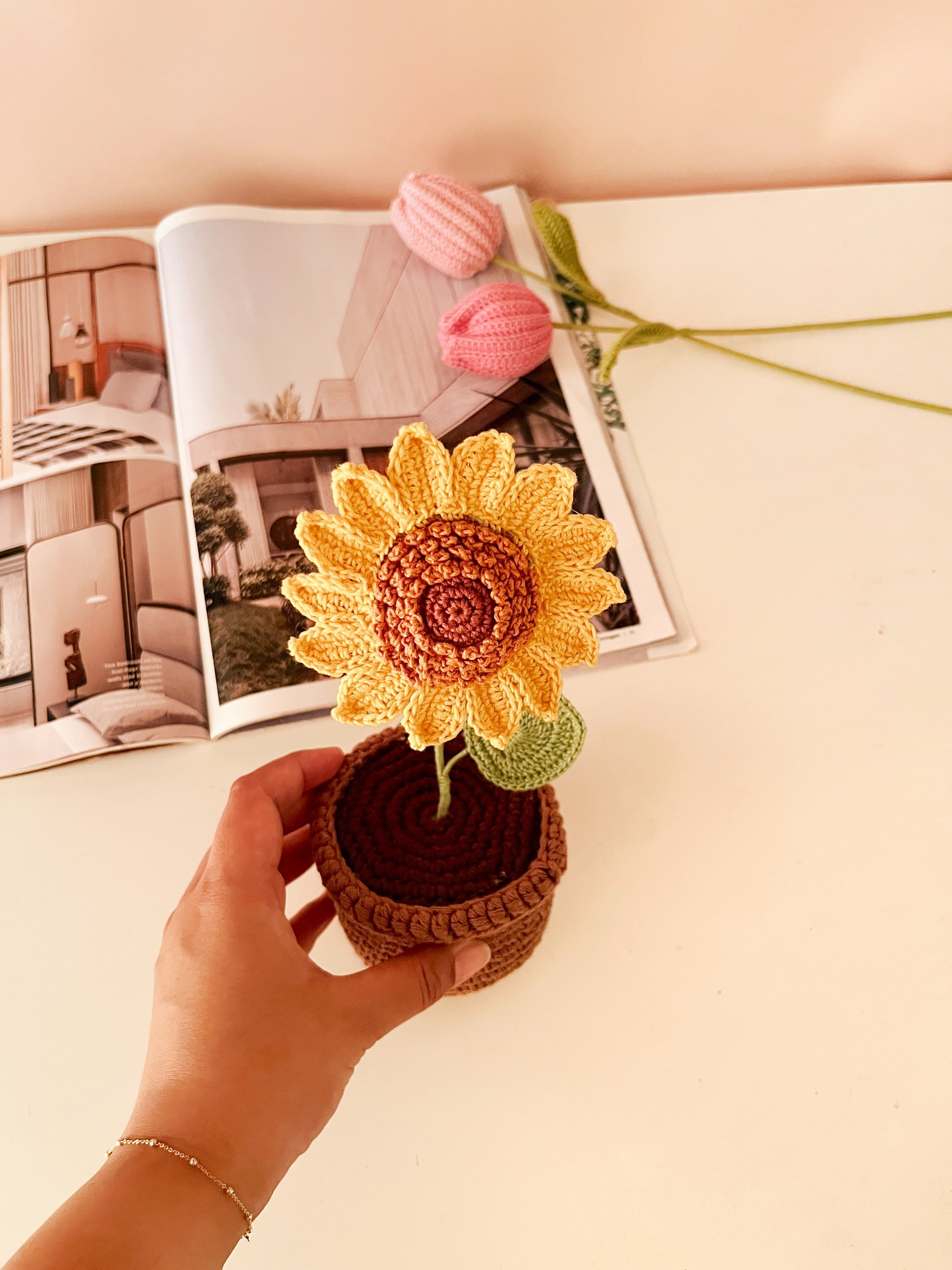 Crochet Sunflower Pot
