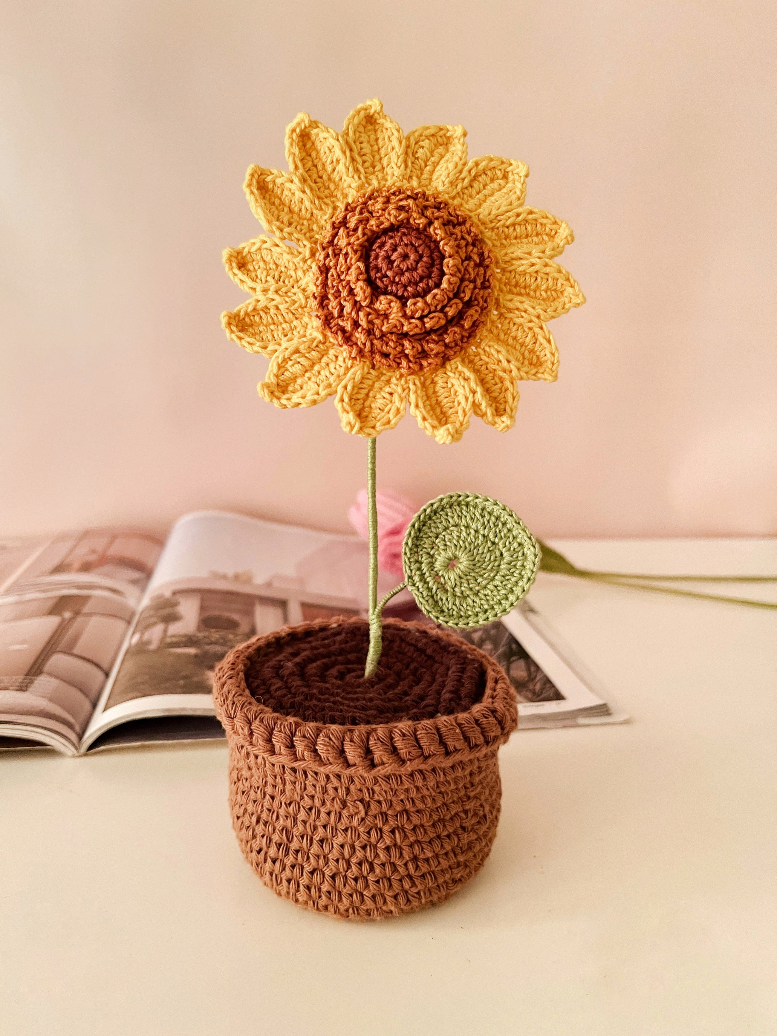 Crochet Sunflower Pot