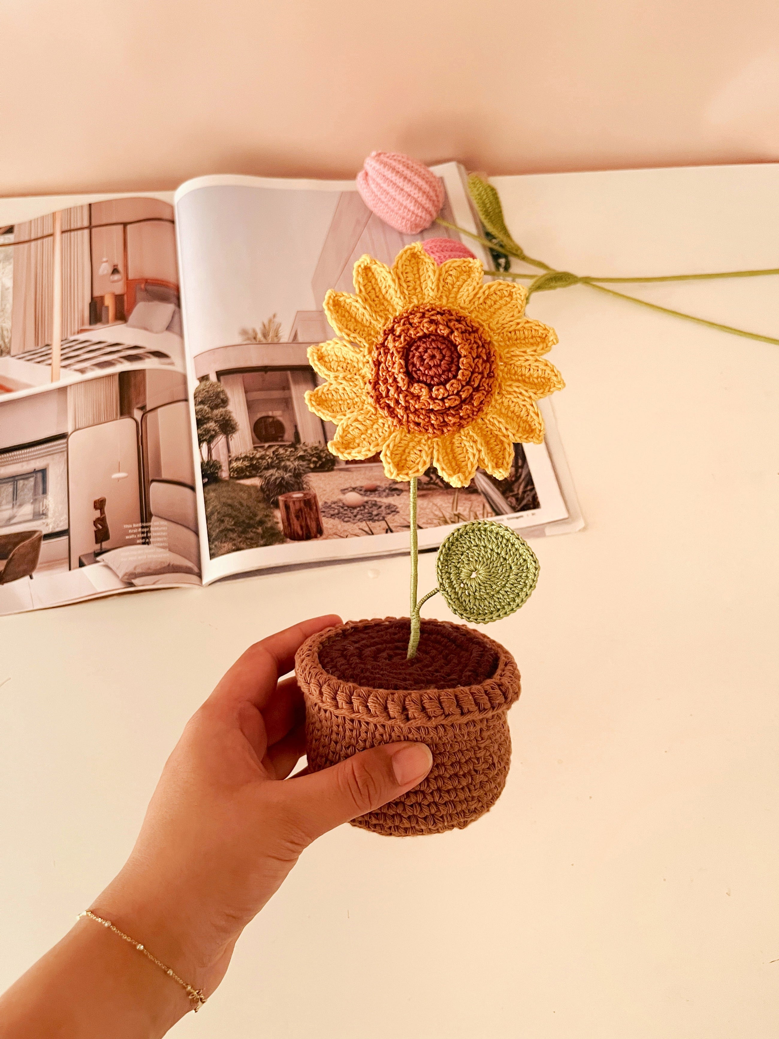 Crochet Sunflower Pot