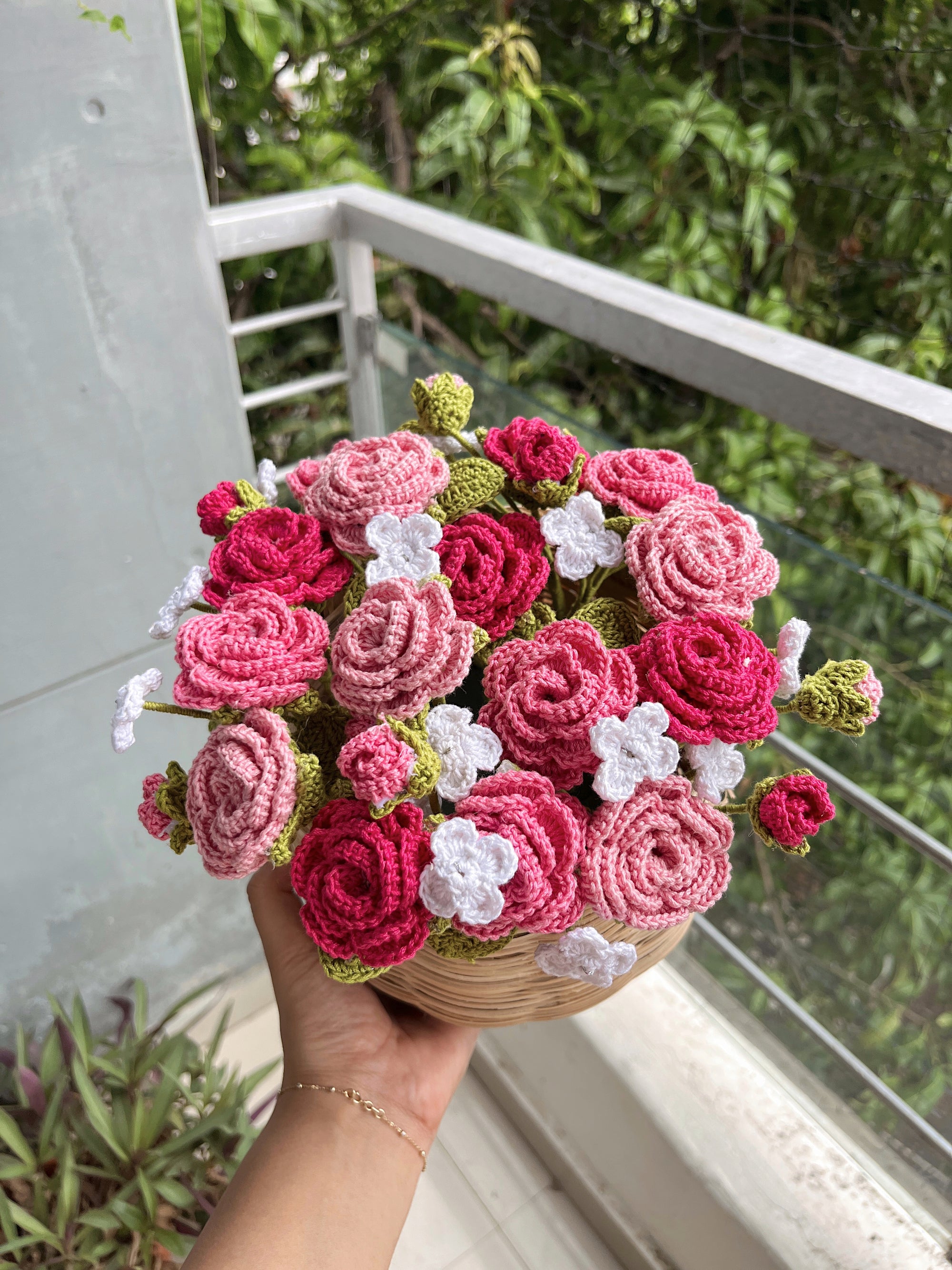 Crochet Rose Basket