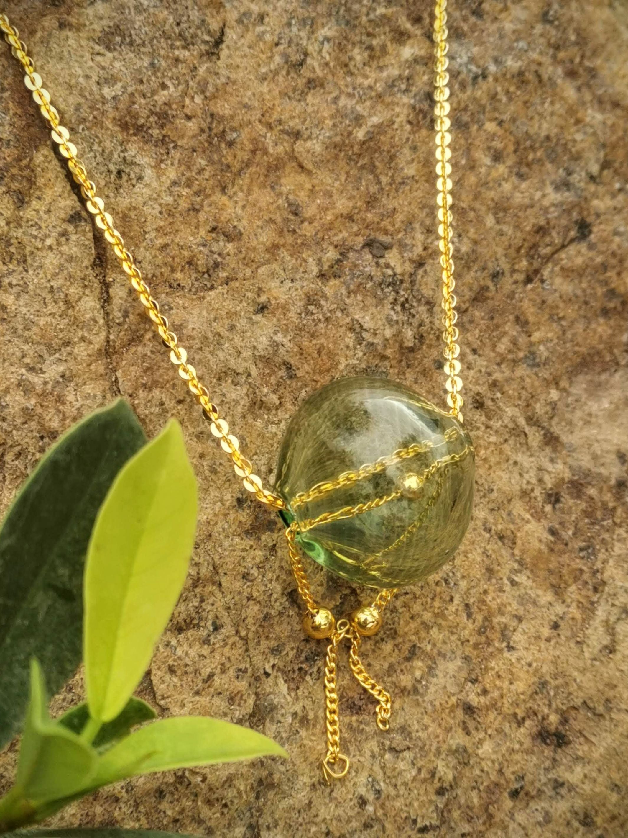 Timeless Echo - Necklace Jade