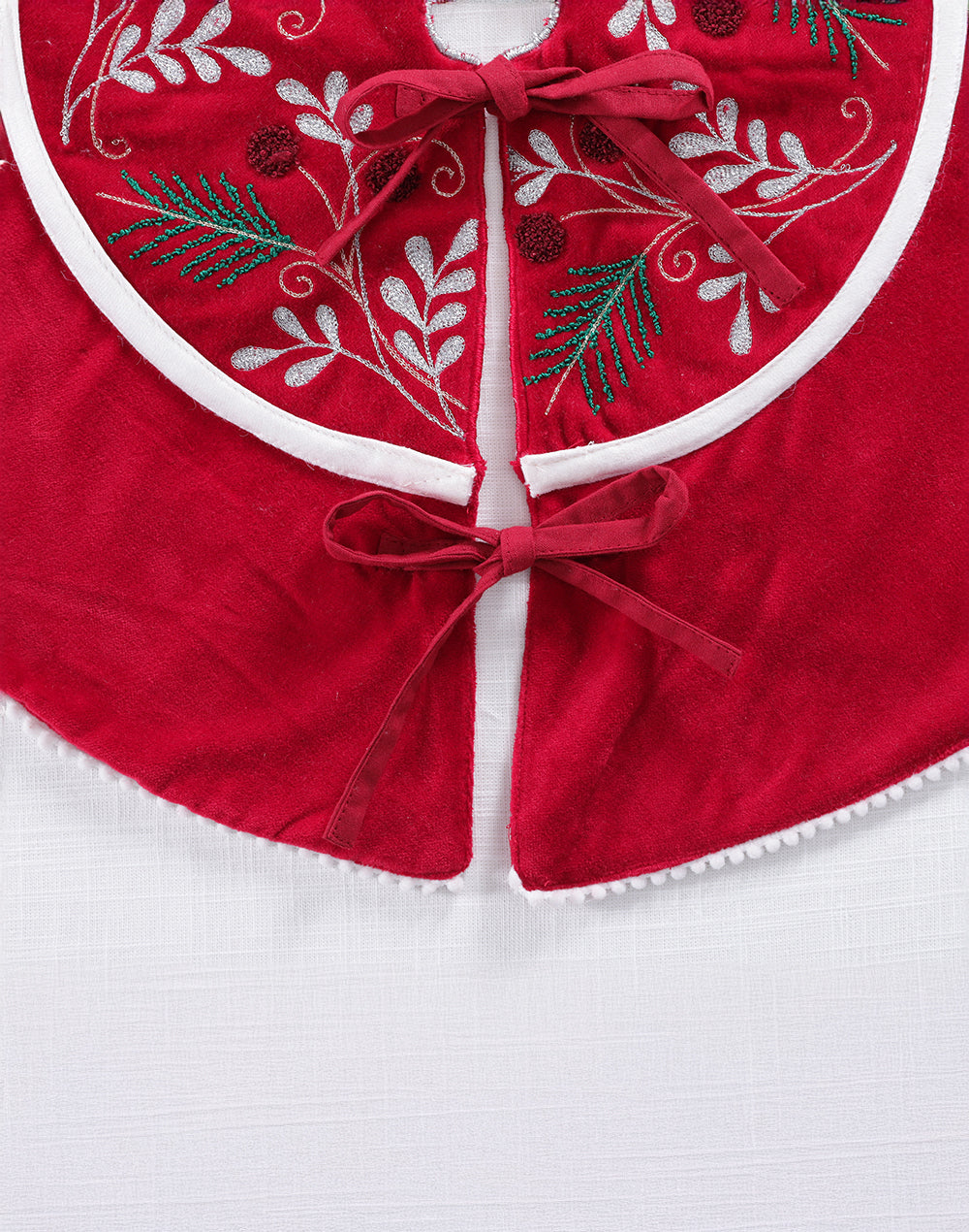 TREE SKIRT SILVER GLOOM