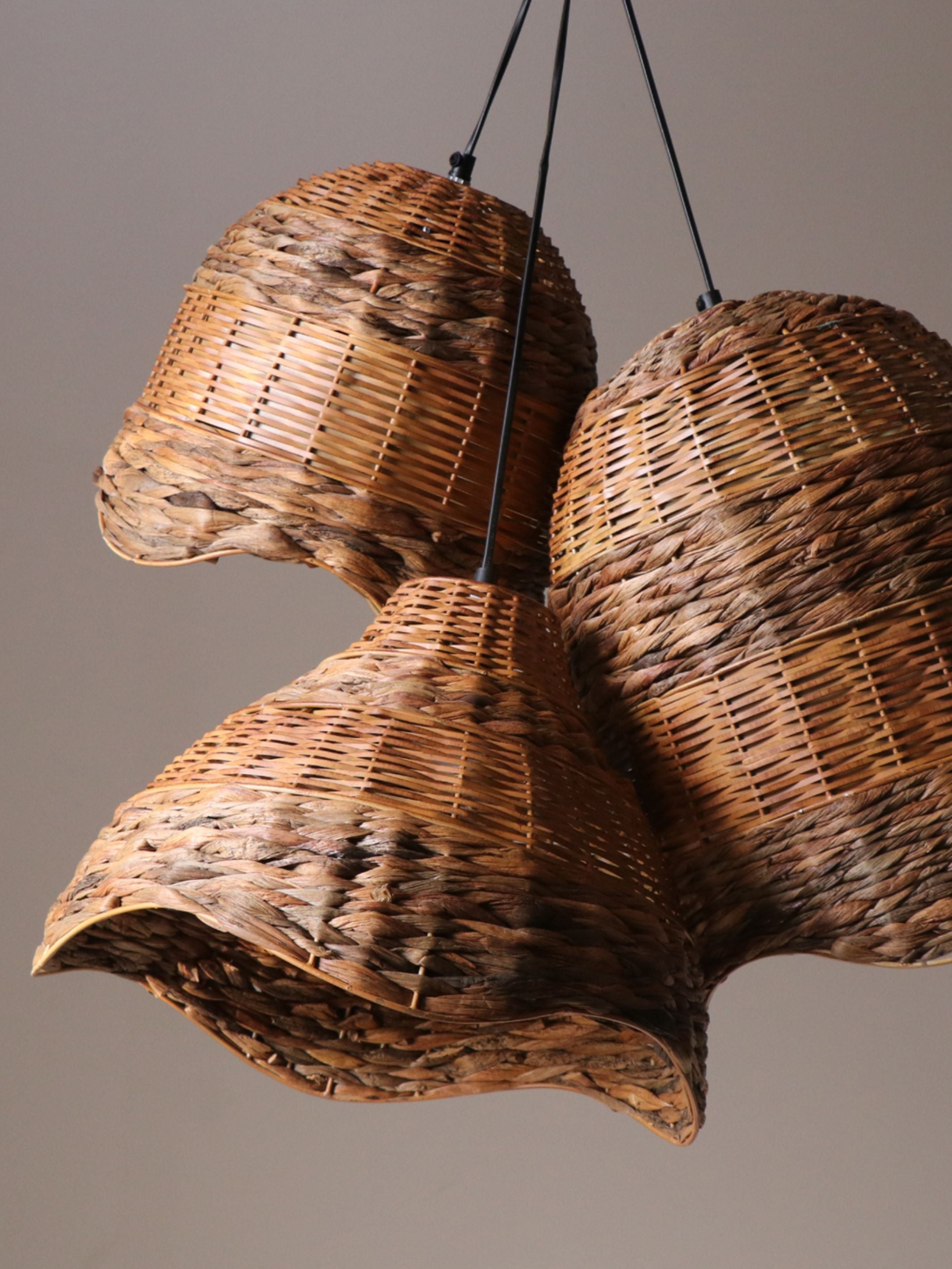 Tukani Oval Hanging Lamp
