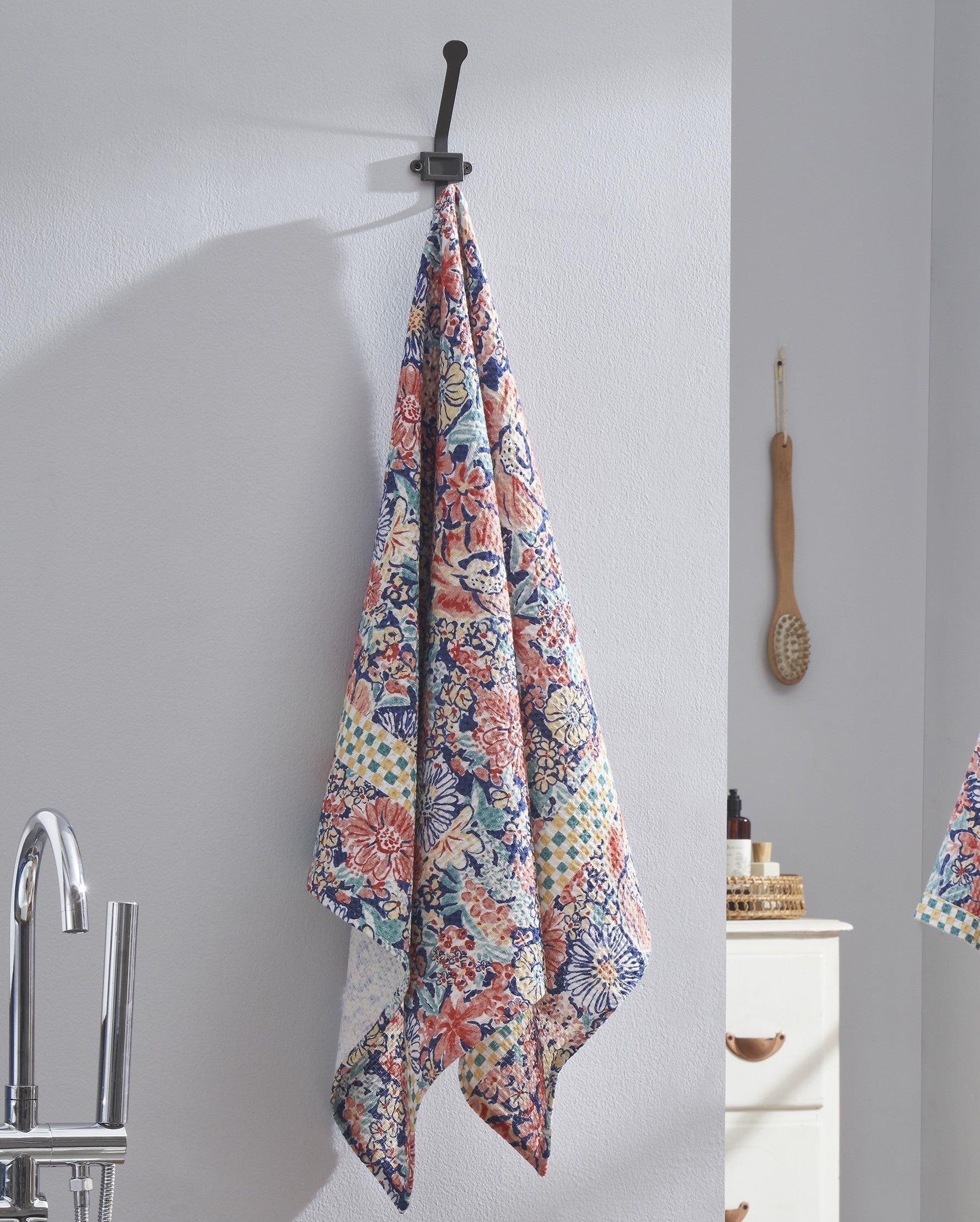 Nature Nectar Blue Bath Towel