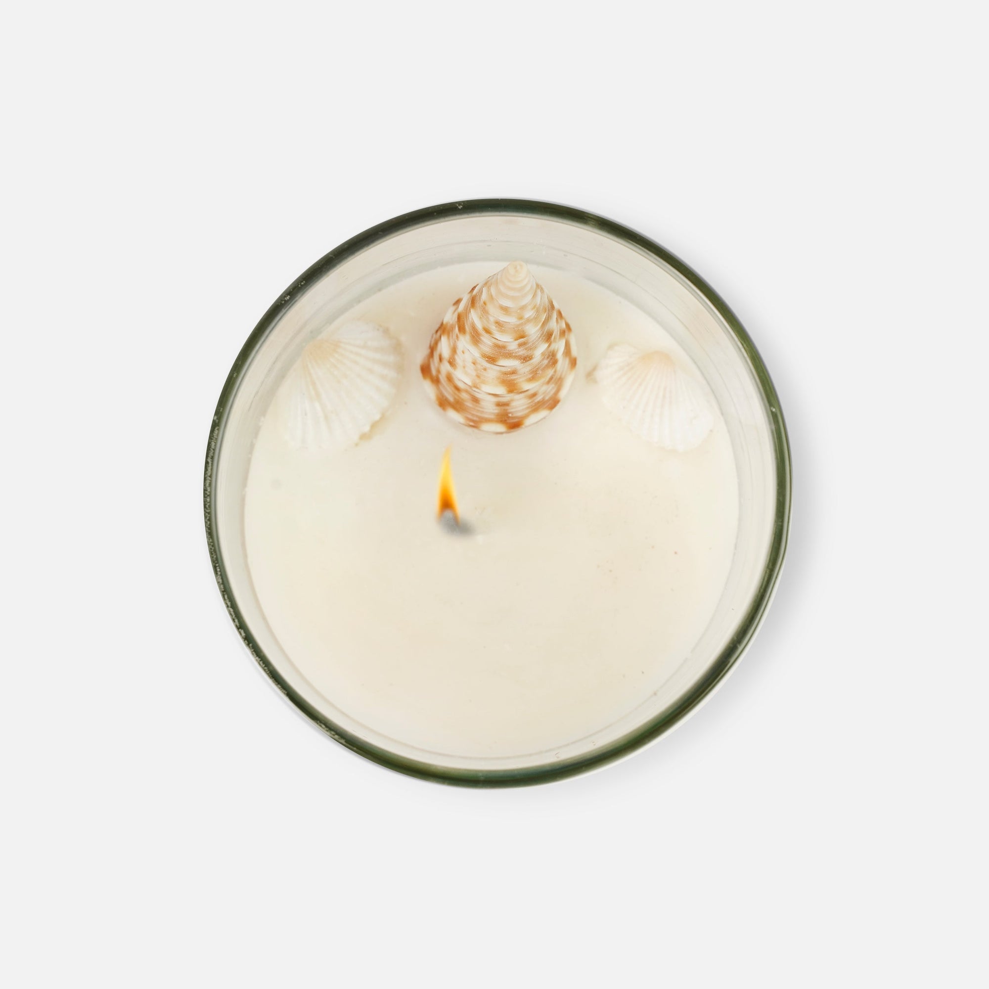 Forsellini Handmade Candle with Handmade Shell