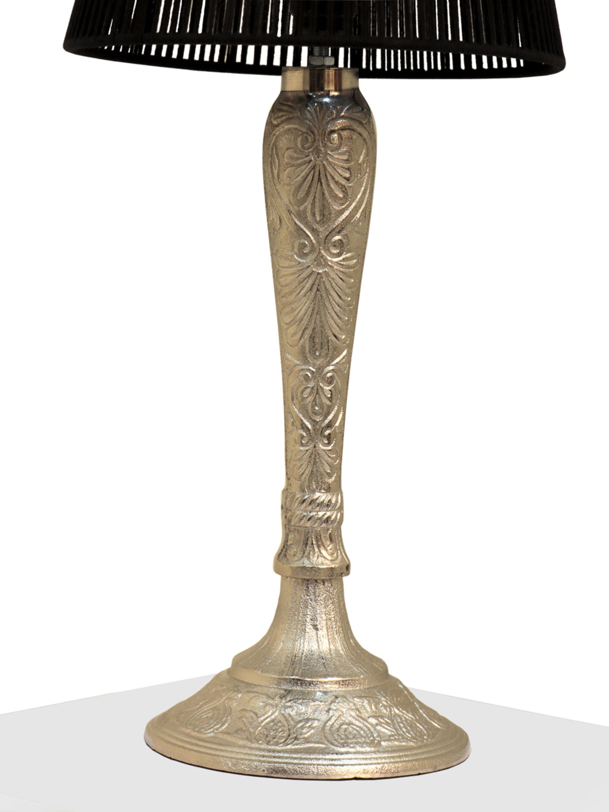 Viraag Table Lamp