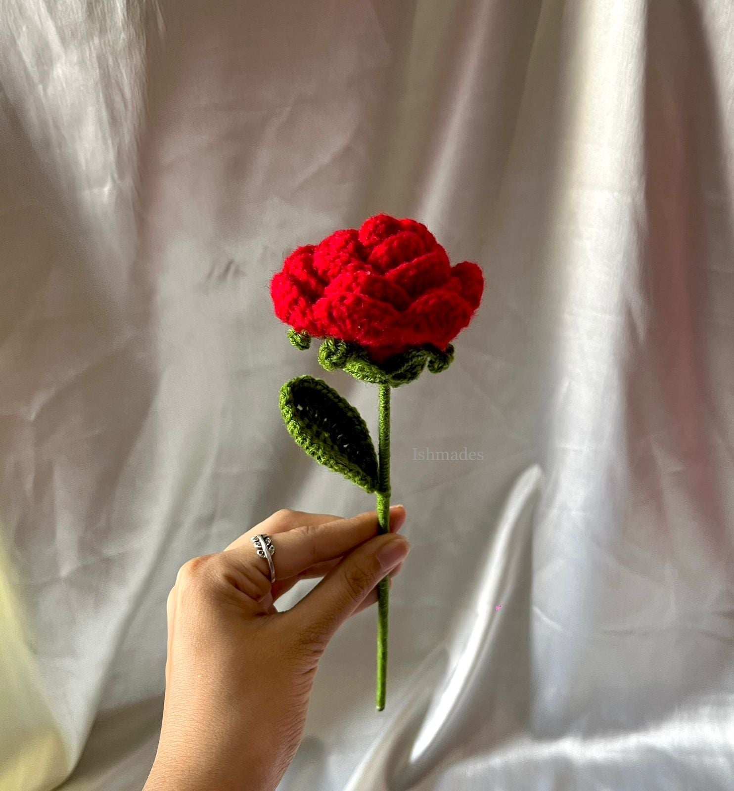 Crochet Red Roses