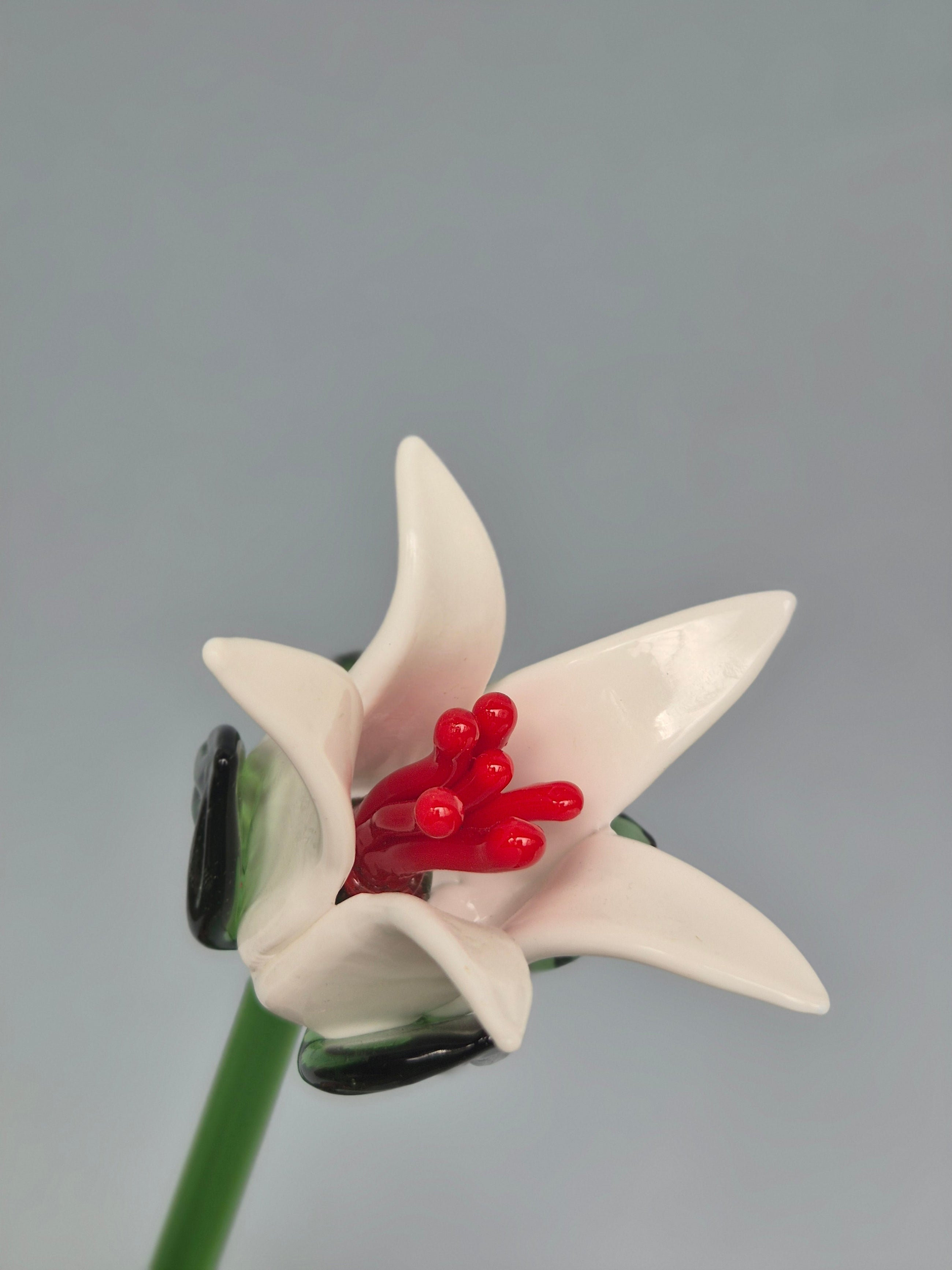 Tinsel Lily Glass Flower Stem - White